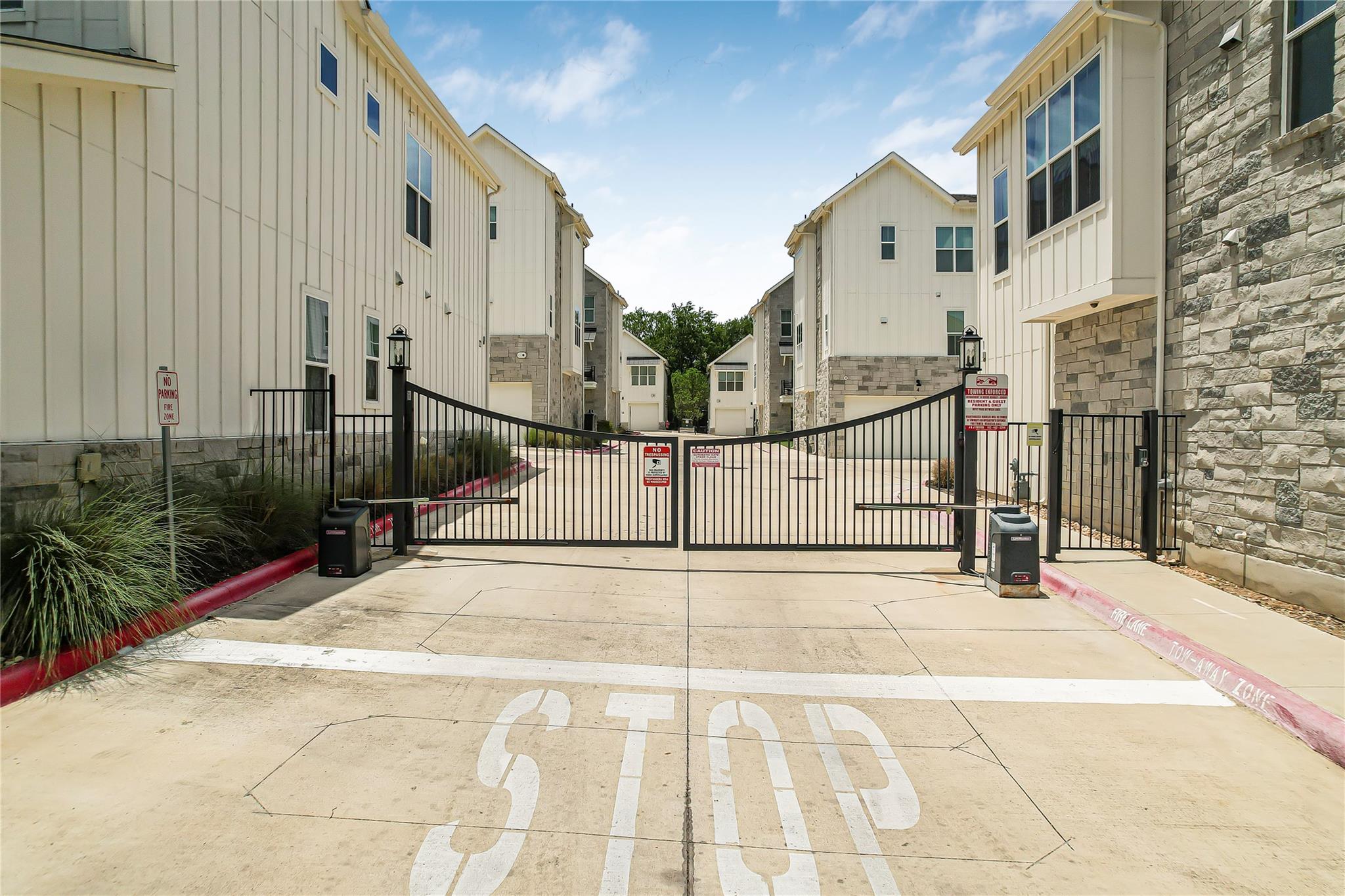 2624 Metcalfe RD # 17