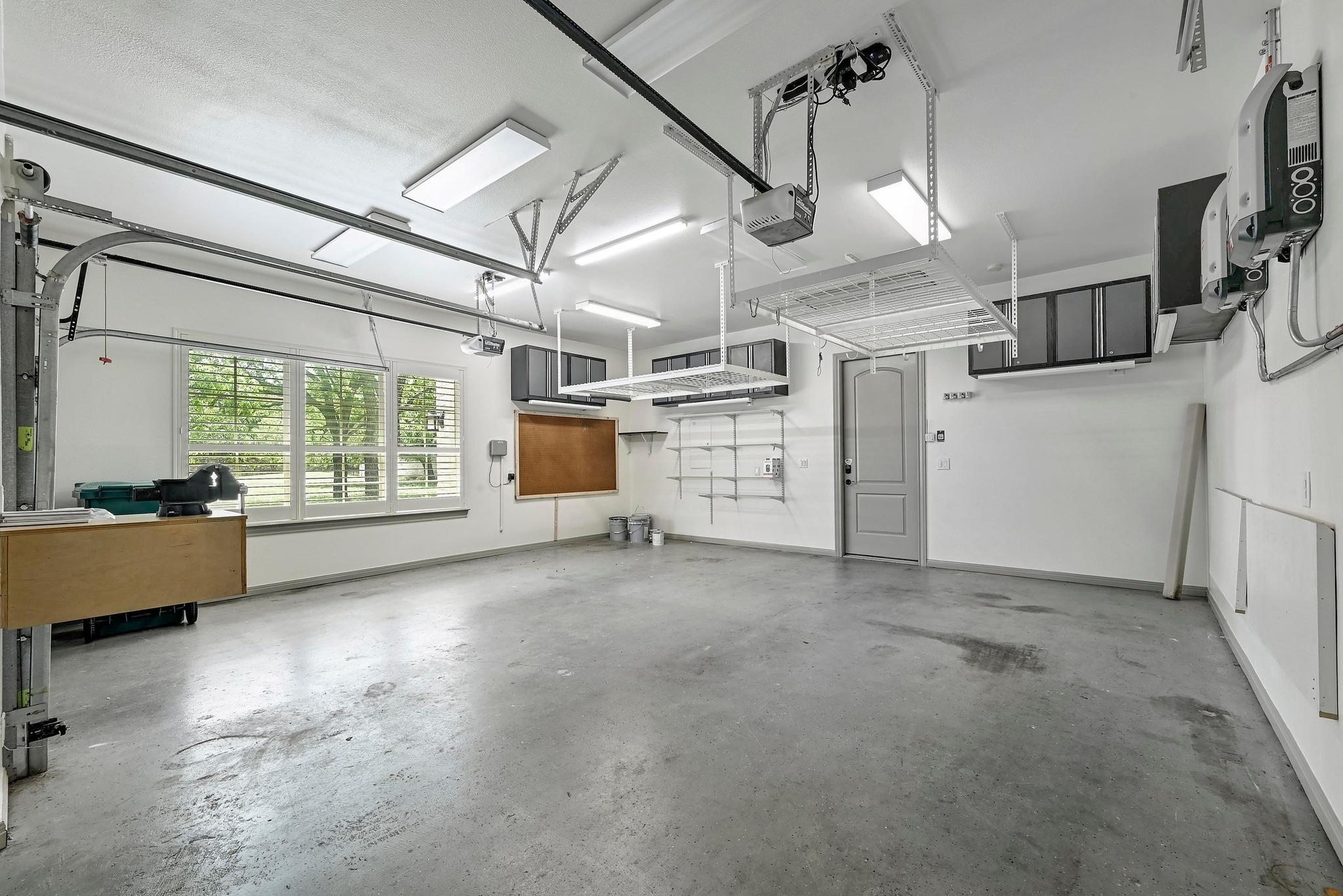 101 Blanco CT