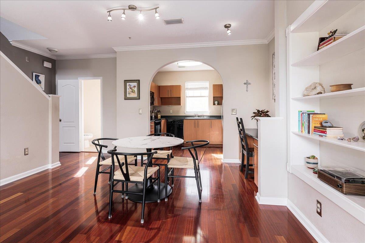 11203 Ranch Road 2222 # 1406