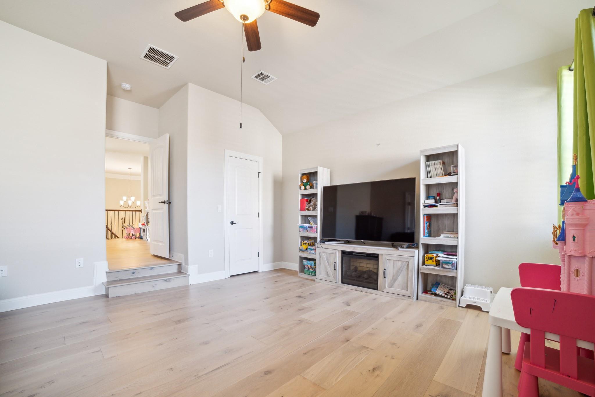 1701 Morning Moon CIR