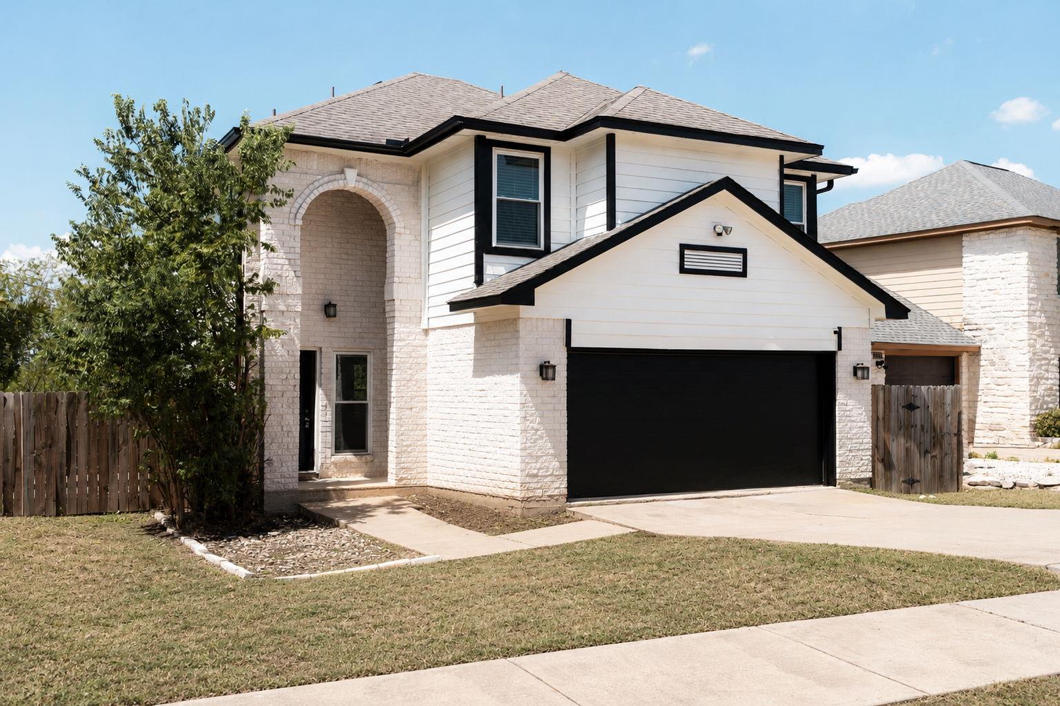 3205 Rockhurst LN