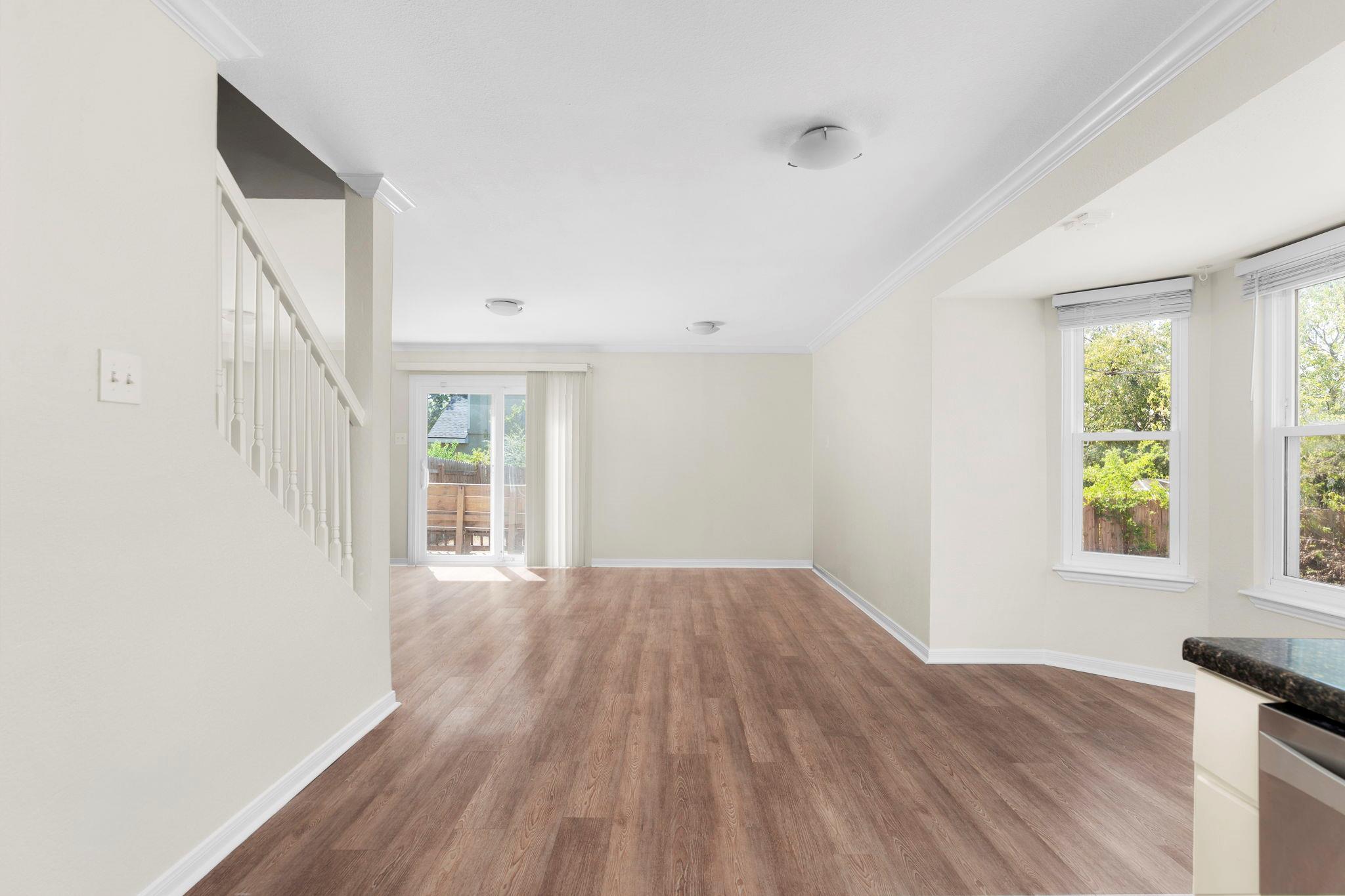 3205 Rockhurst LN
