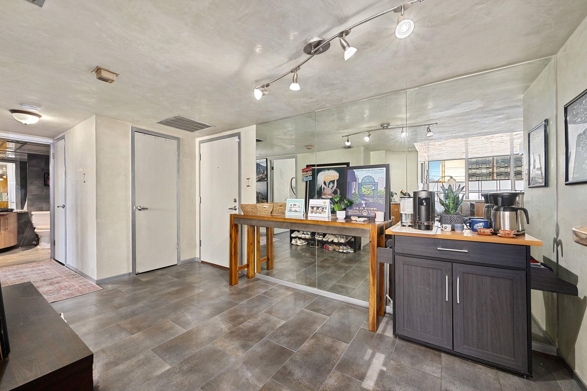 1800 Lavaca ST # 208 Unit: A-208