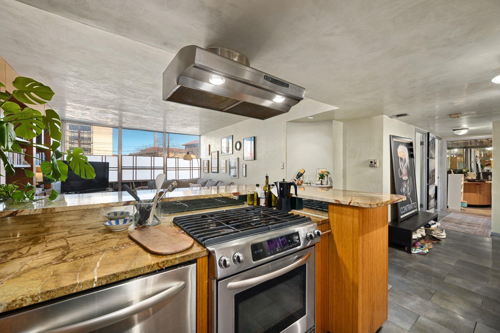 1800 Lavaca ST # 208 Unit: A-208