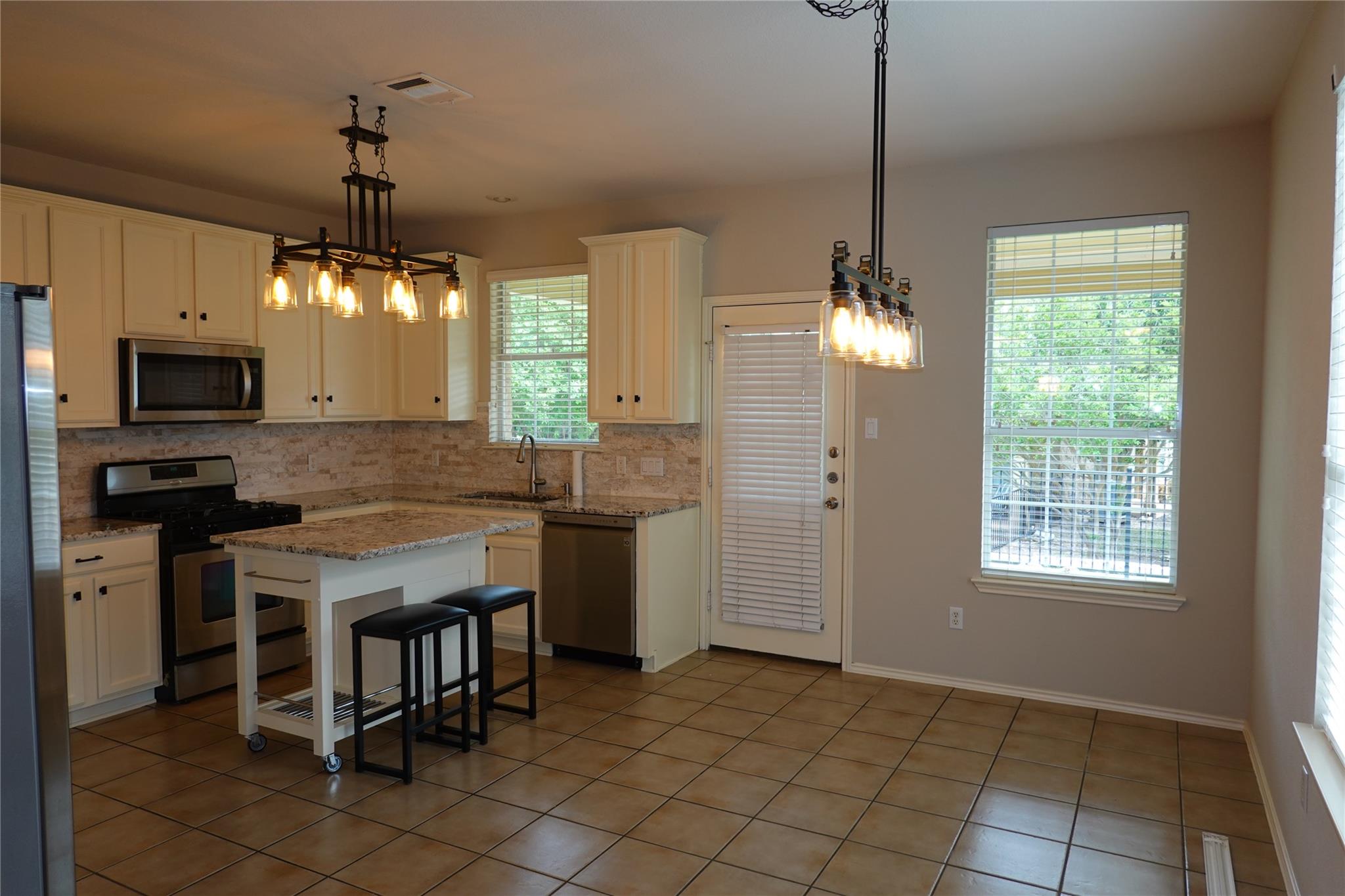 16100 S Great Oaks DR # 1902