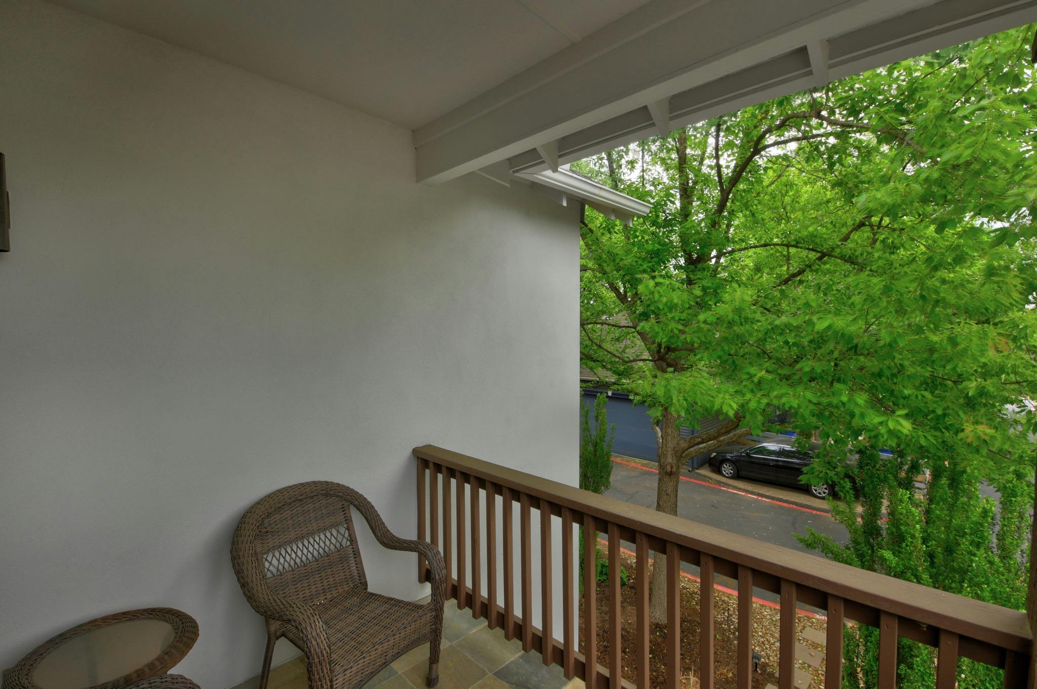1314 Newning Ave # B