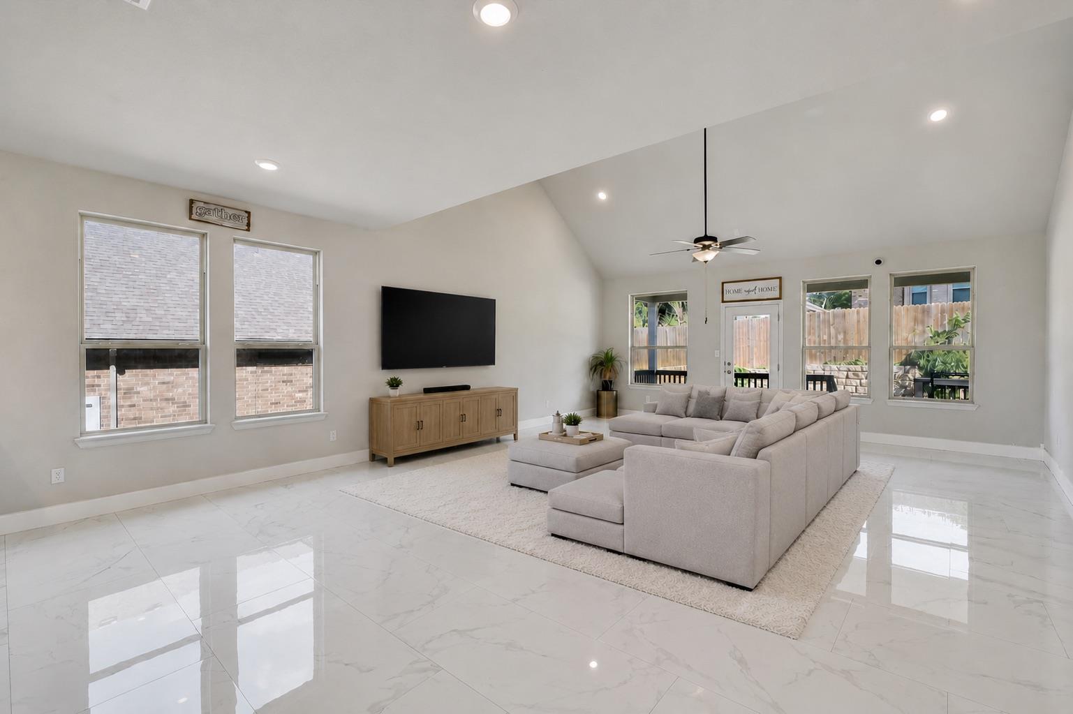 213 Buffalo Ridge DR