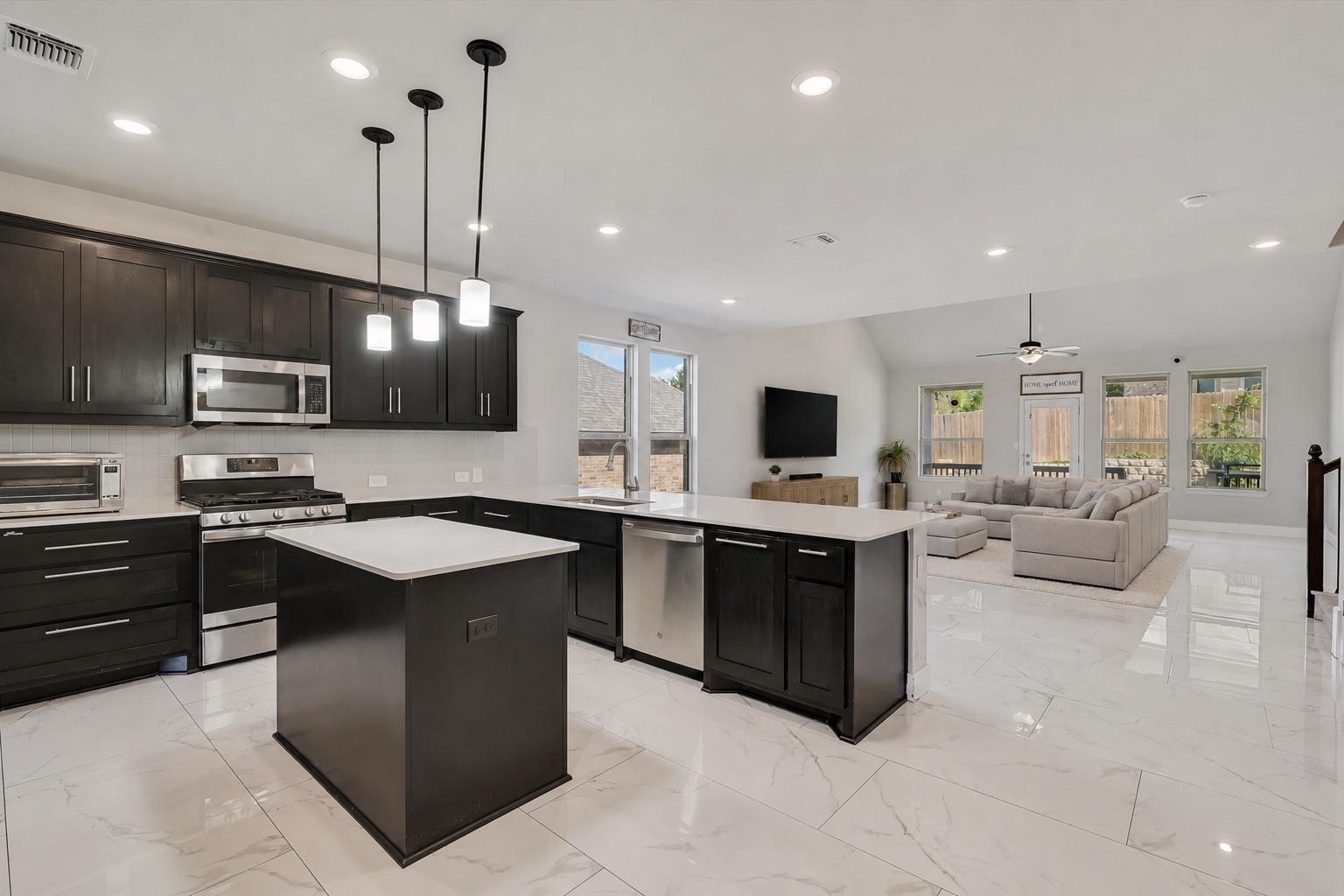 213 Buffalo Ridge DR