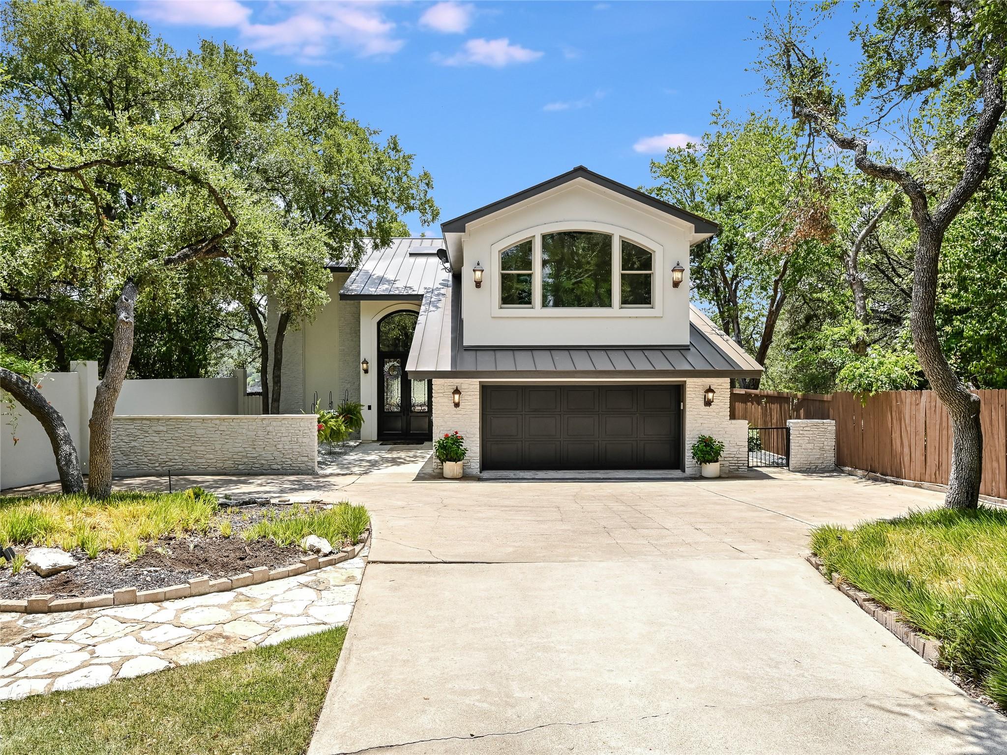 14753 Arrowhead DR
