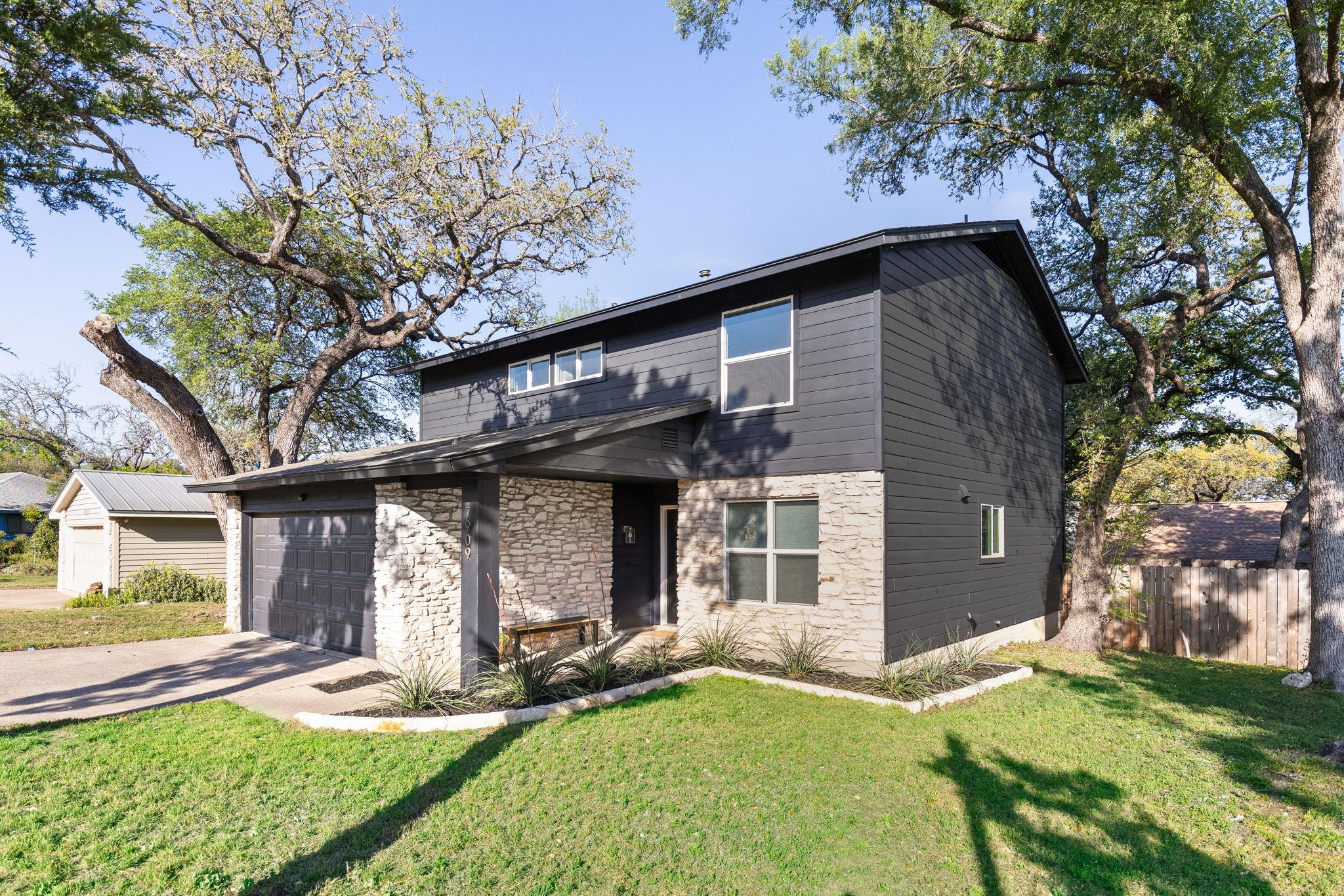 7909 Manassas DR