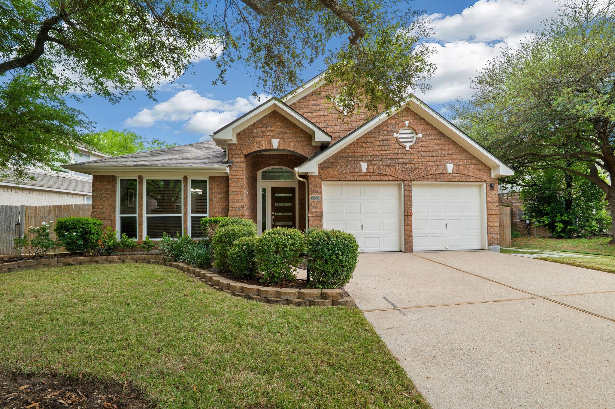 13231 Armaga Springs RD
