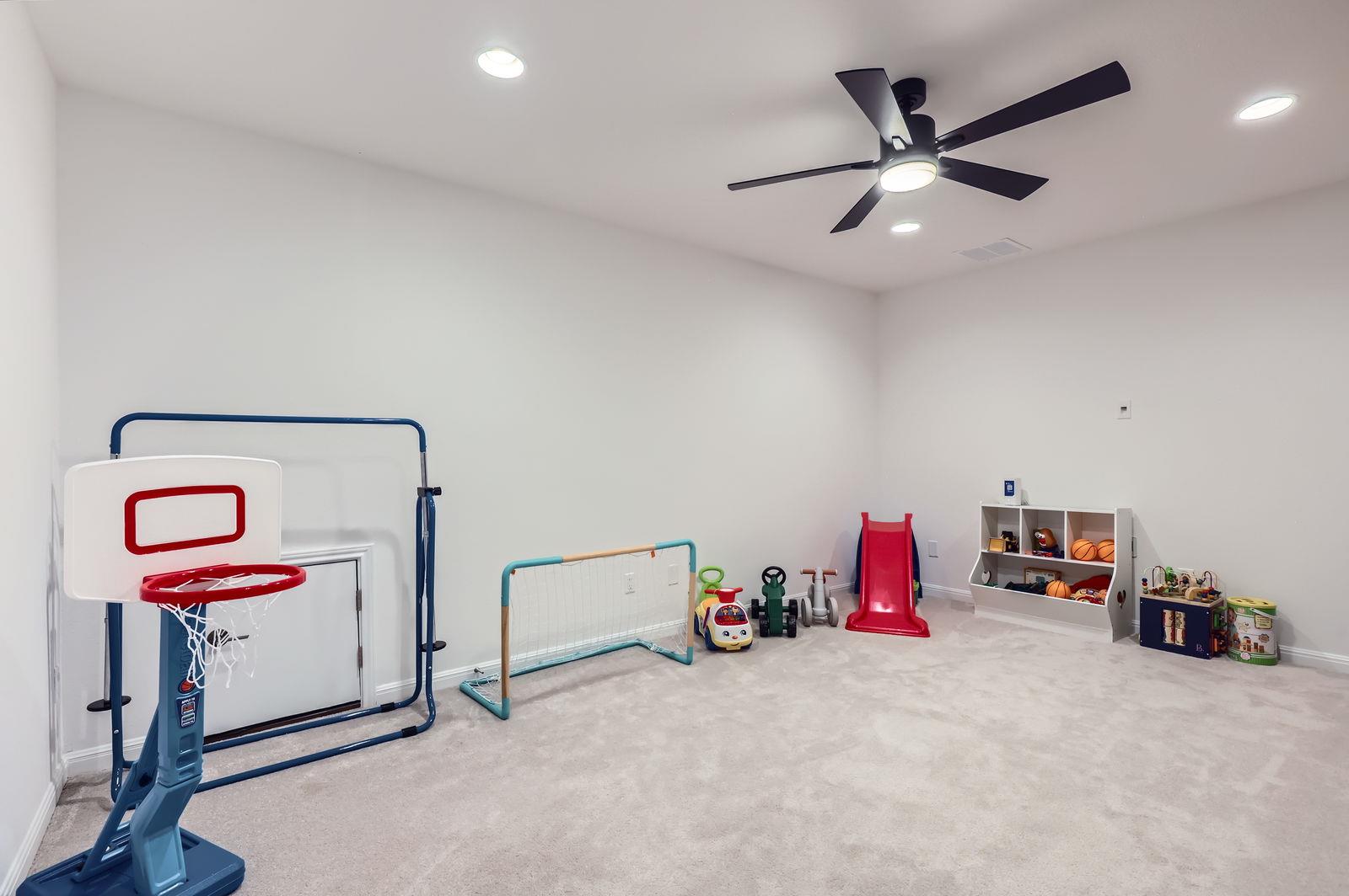1209 Brasano PL