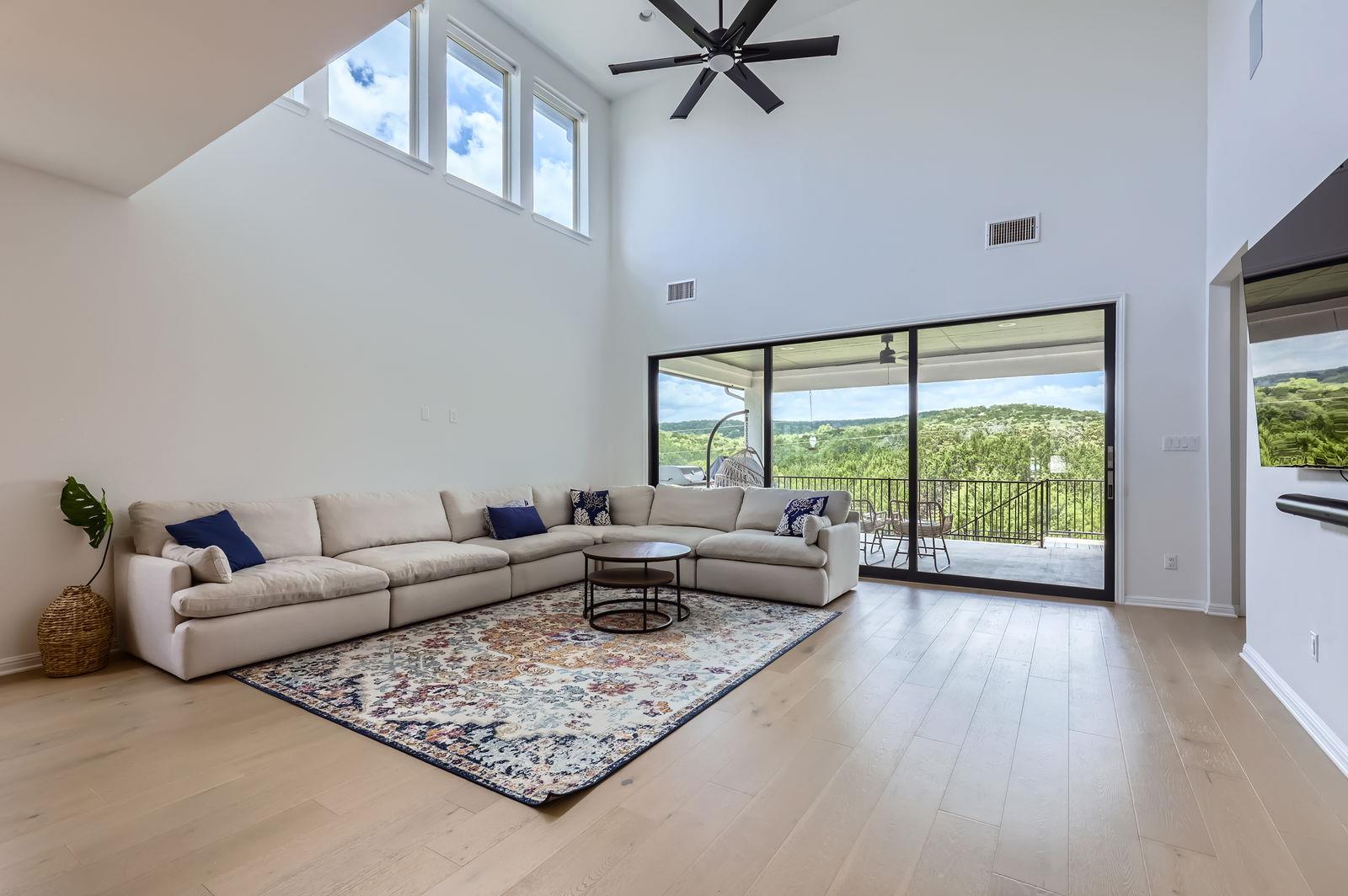 1209 Brasano PL