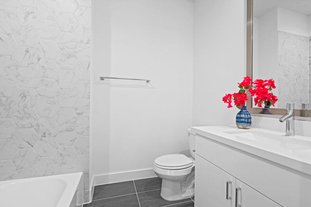 2505 Bluebonnet Ave # 16