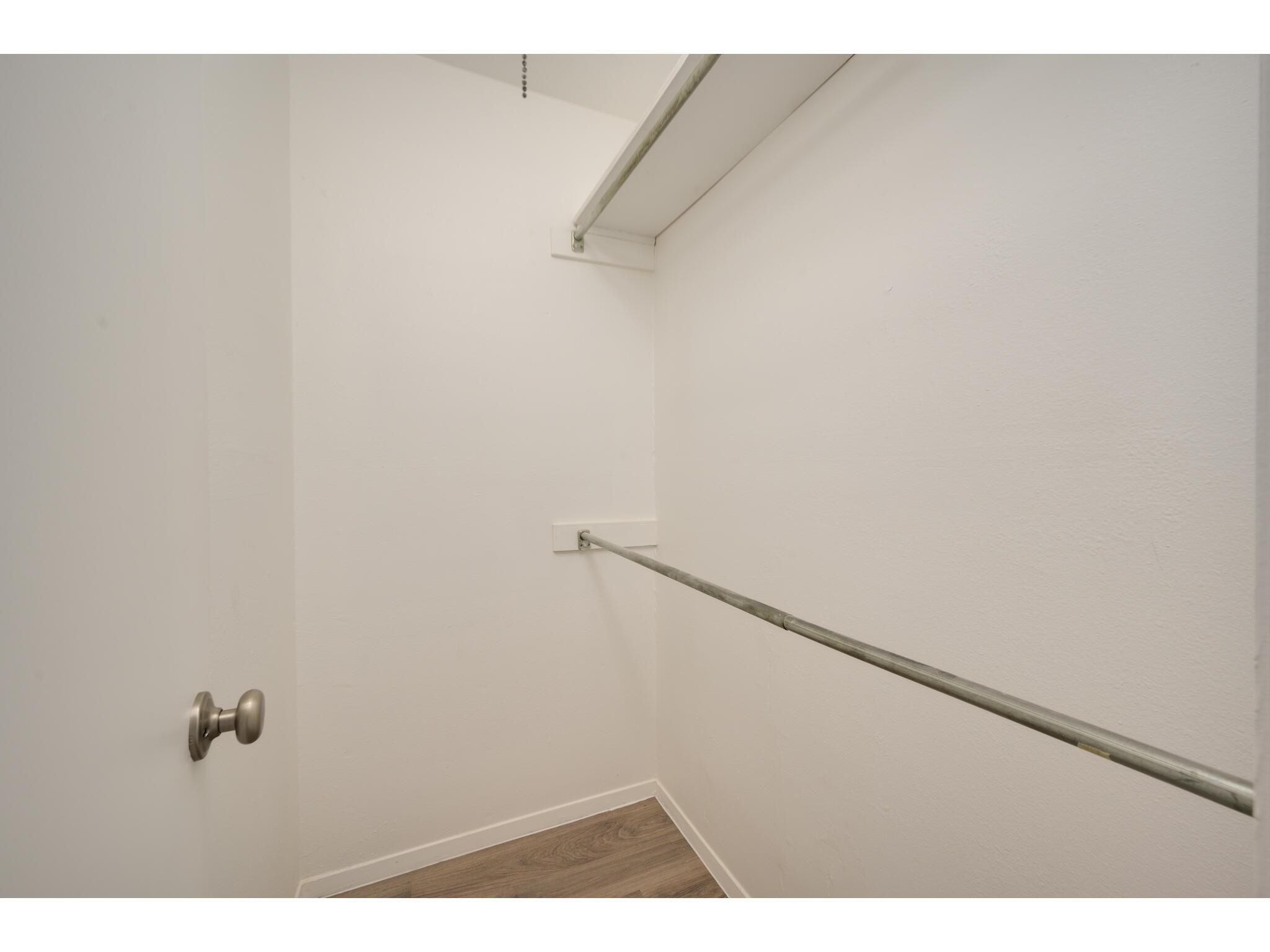 2104 Magazine ST