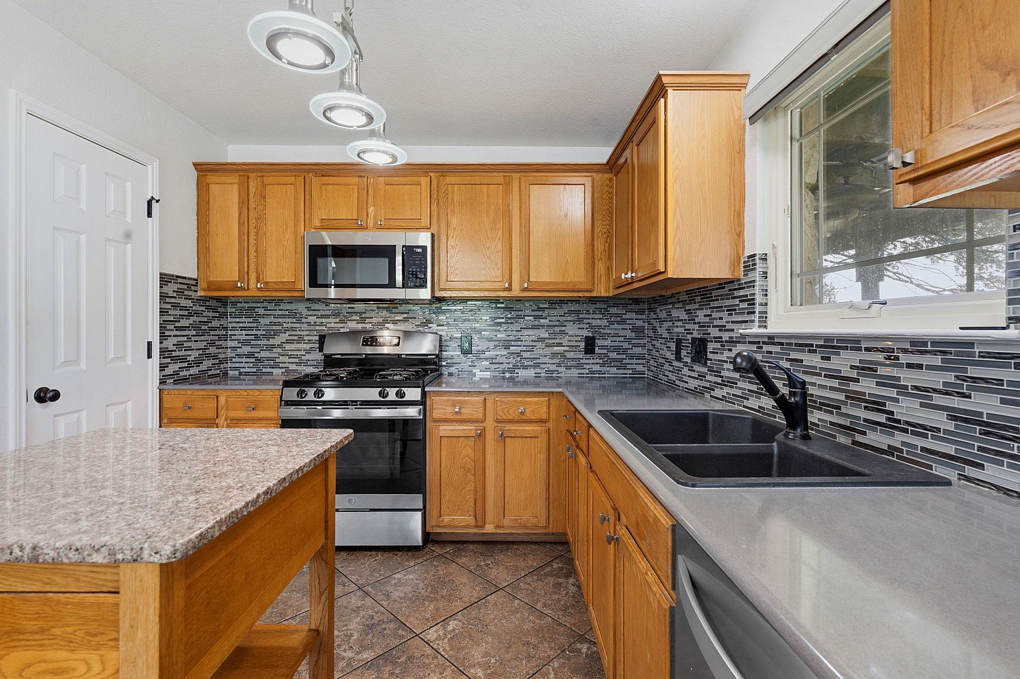 1109 Traci Michelle DR