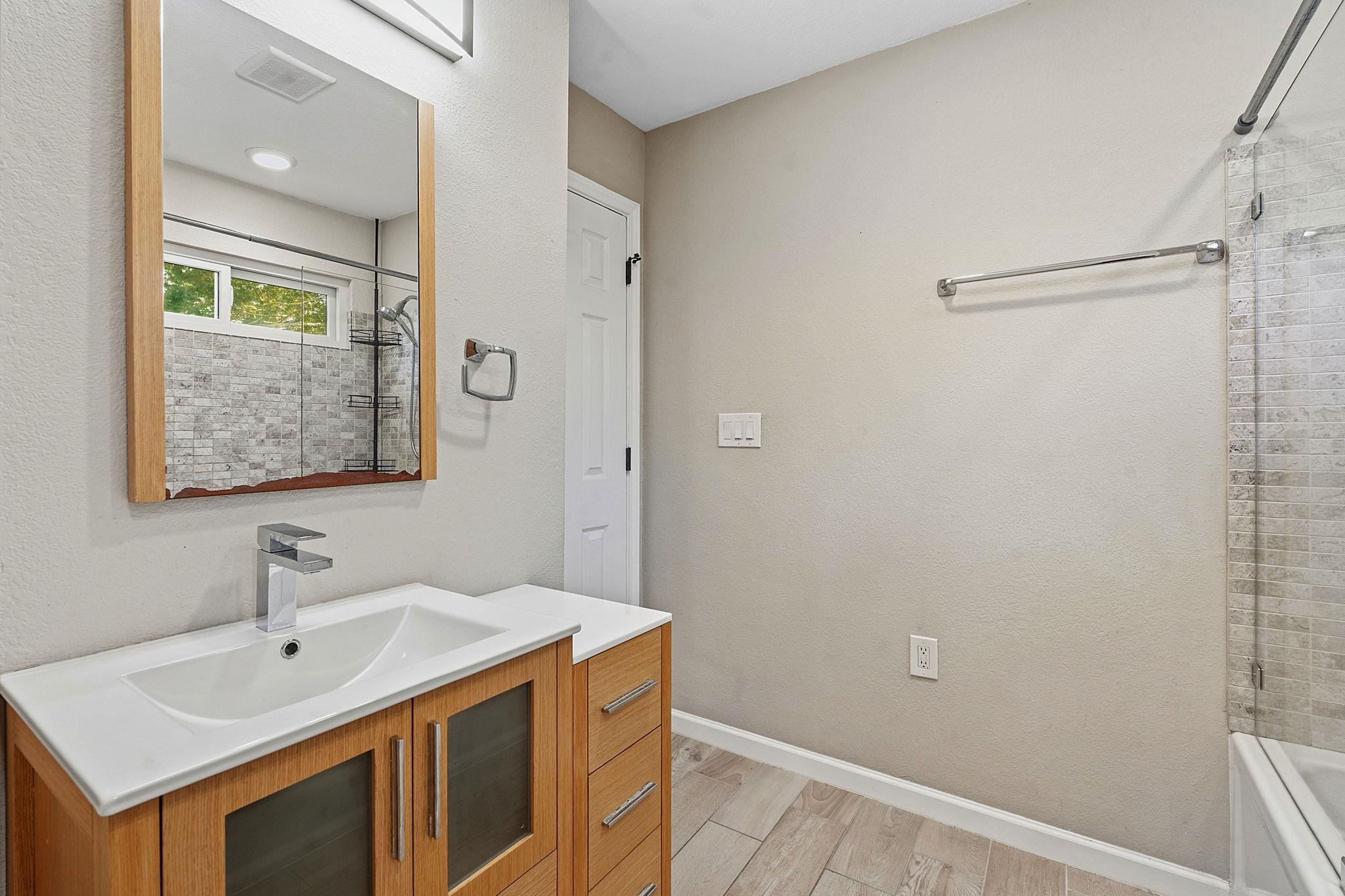 1109 Traci Michelle DR