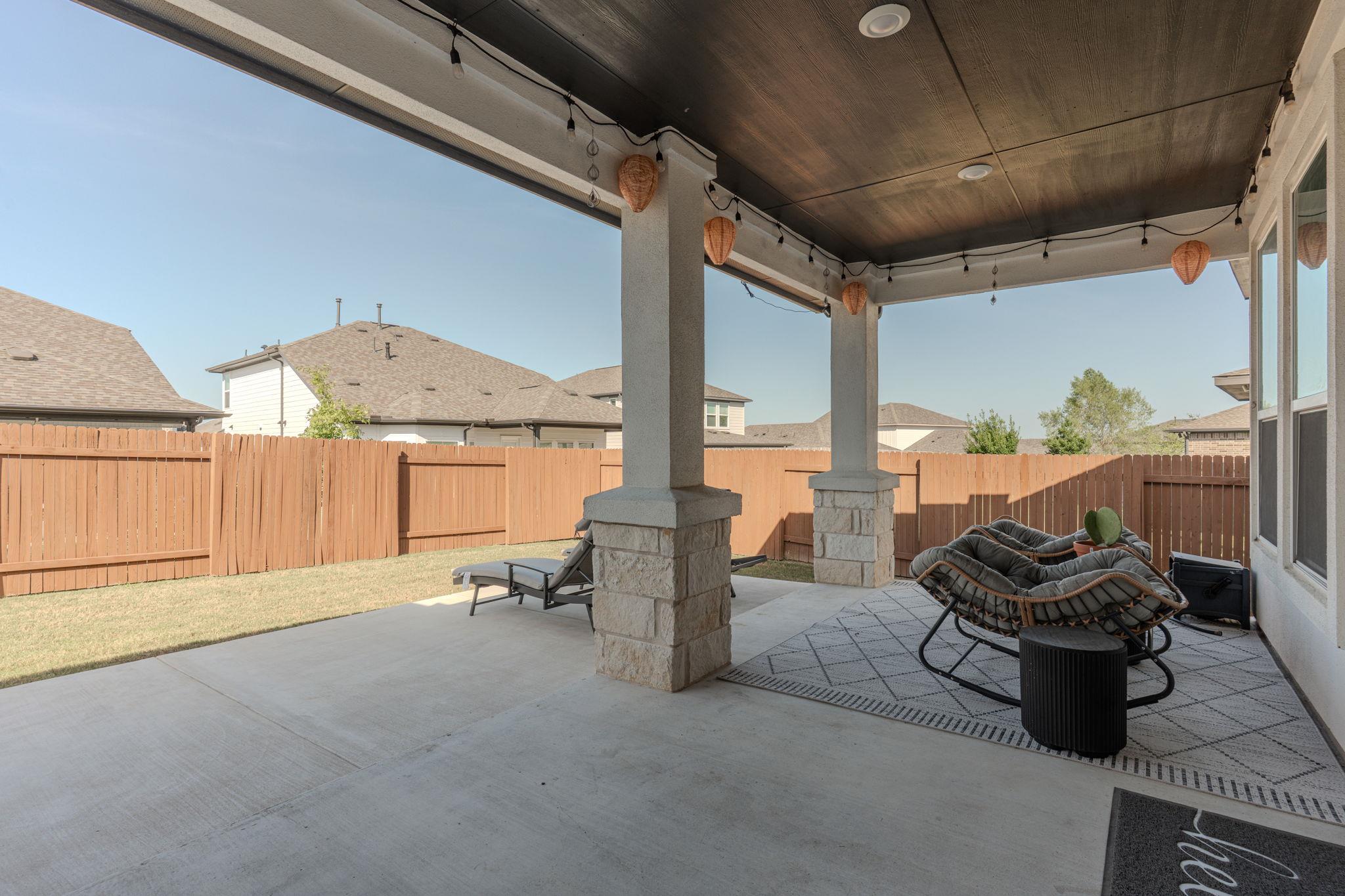 6504 Velvet Leaf LN