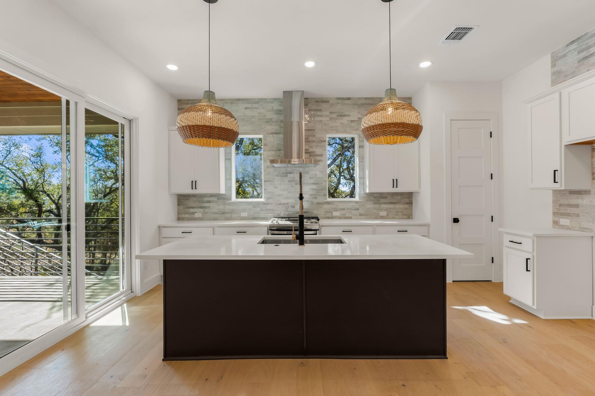 300 Bedford DR