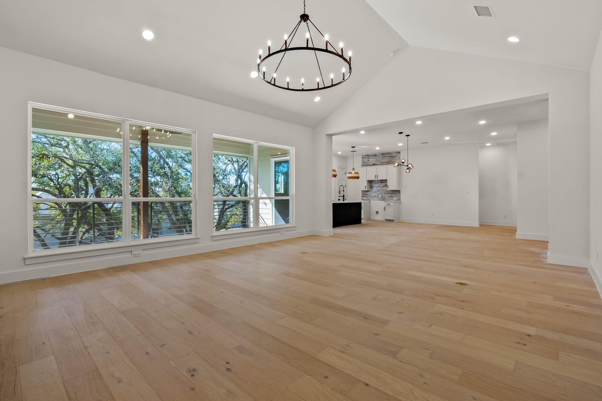 300 Bedford DR