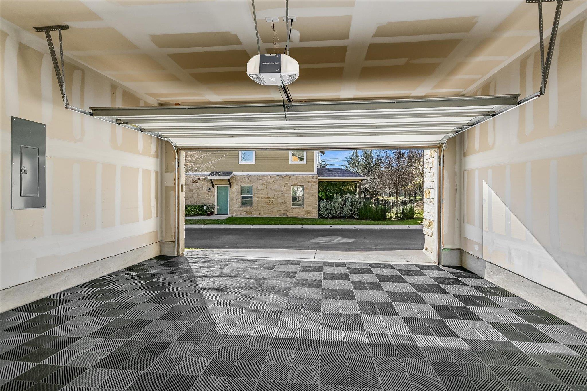 516 E Slaughter LN # 604