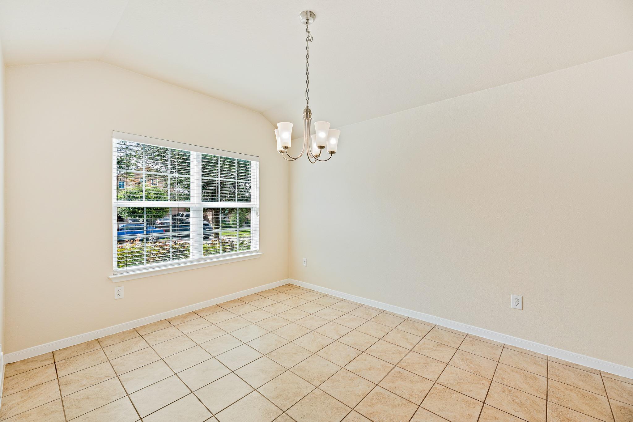 5916 Montrelia DR