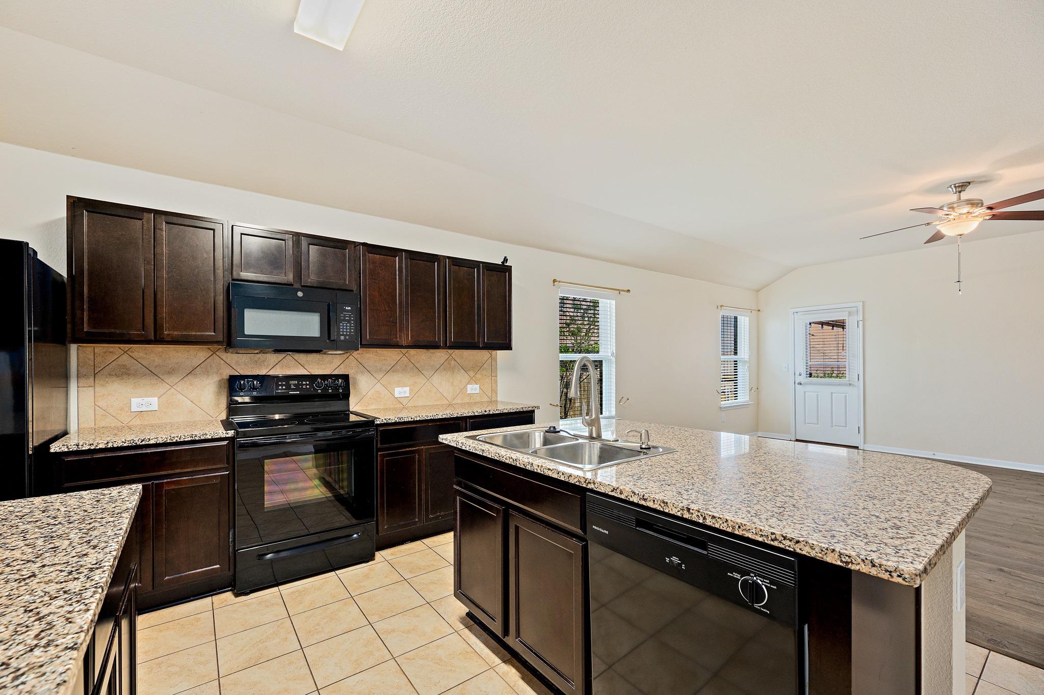 5916 Montrelia DR