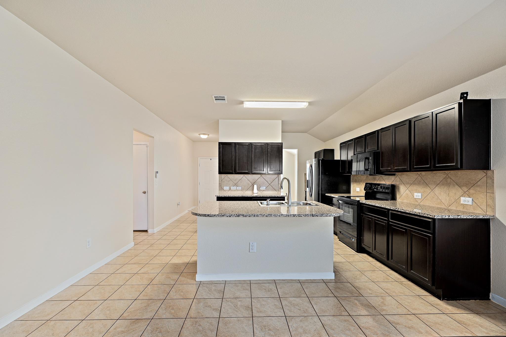 5916 Montrelia DR
