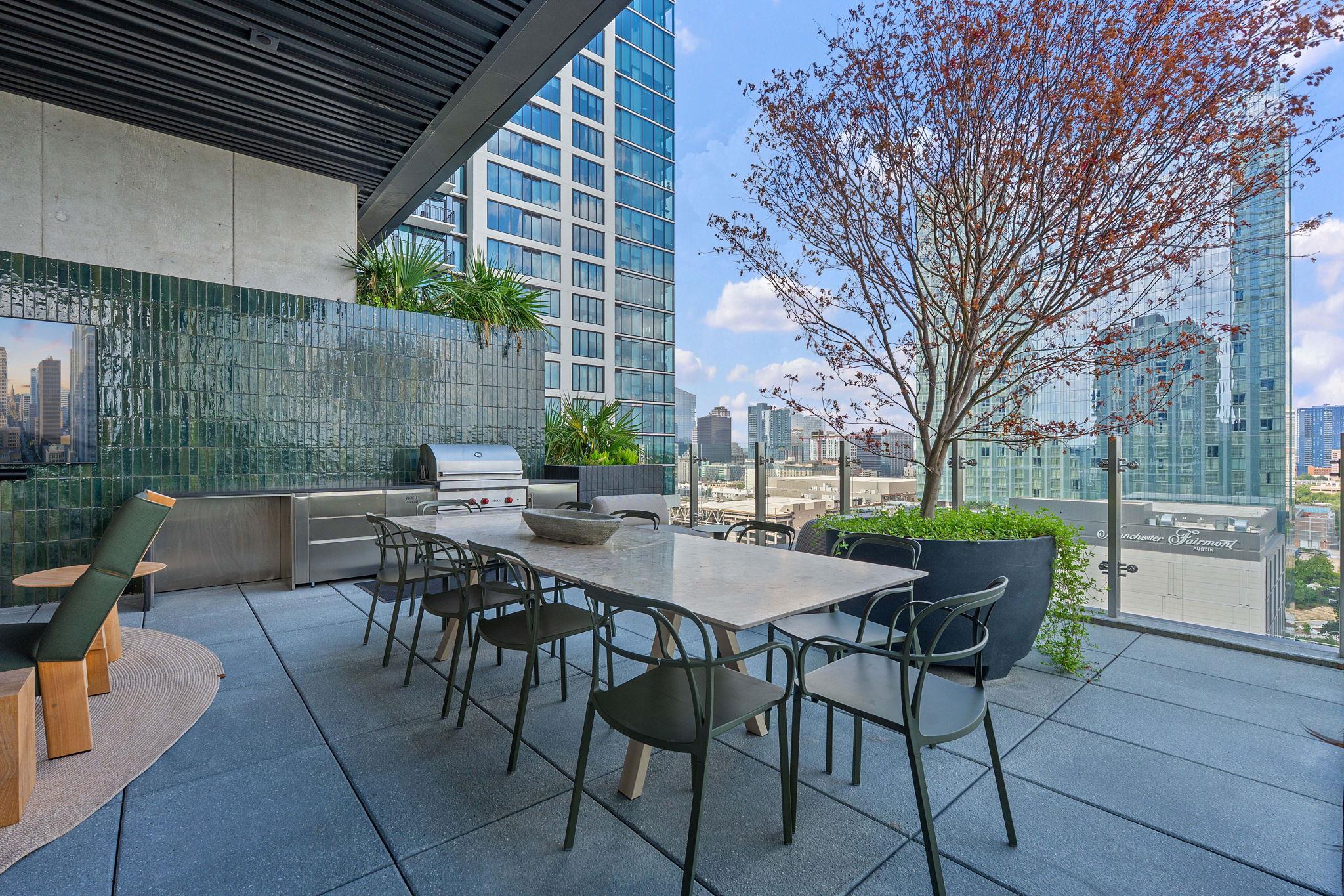 610 Davis ST # 3004