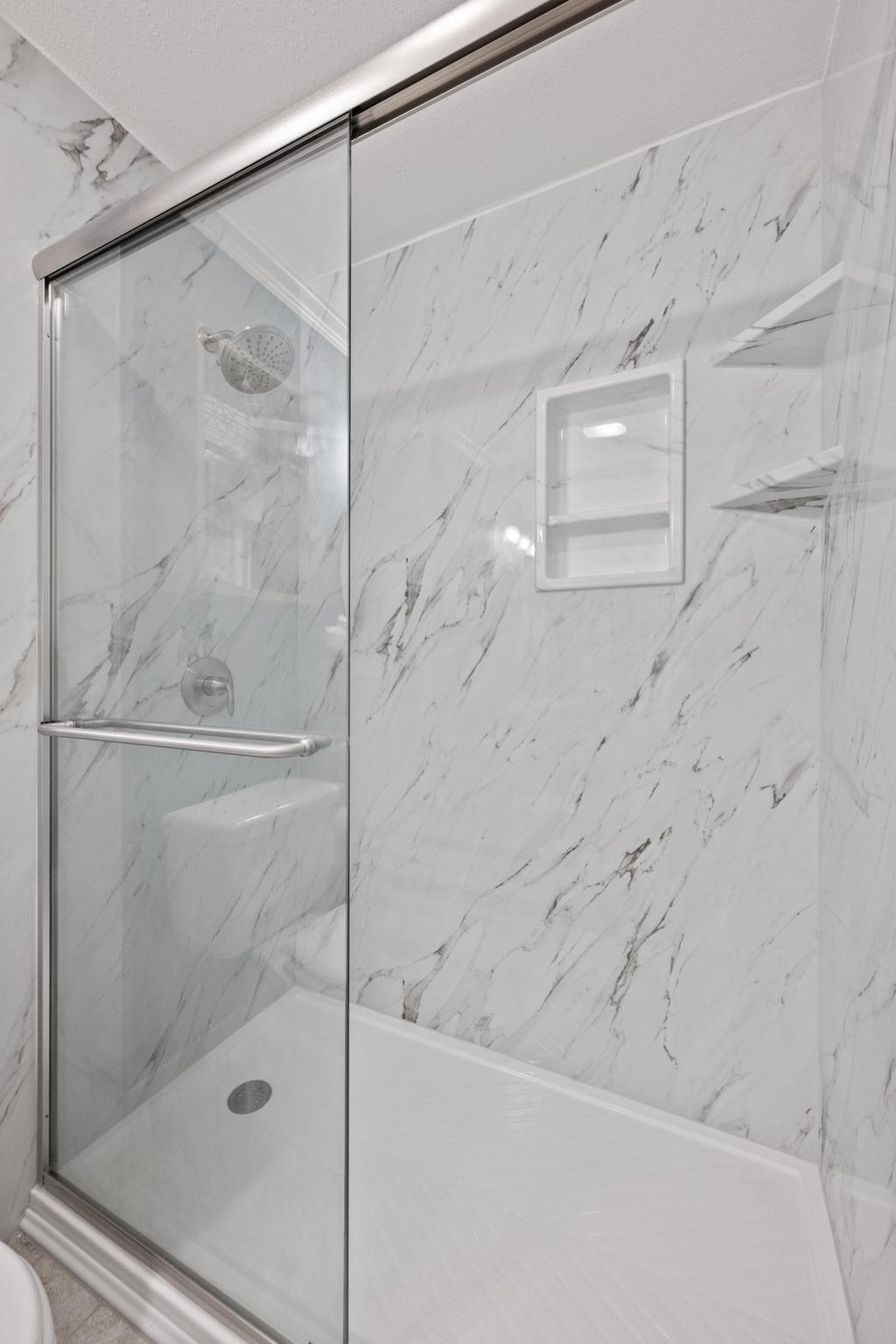 3102 Glen Ora ST # 102