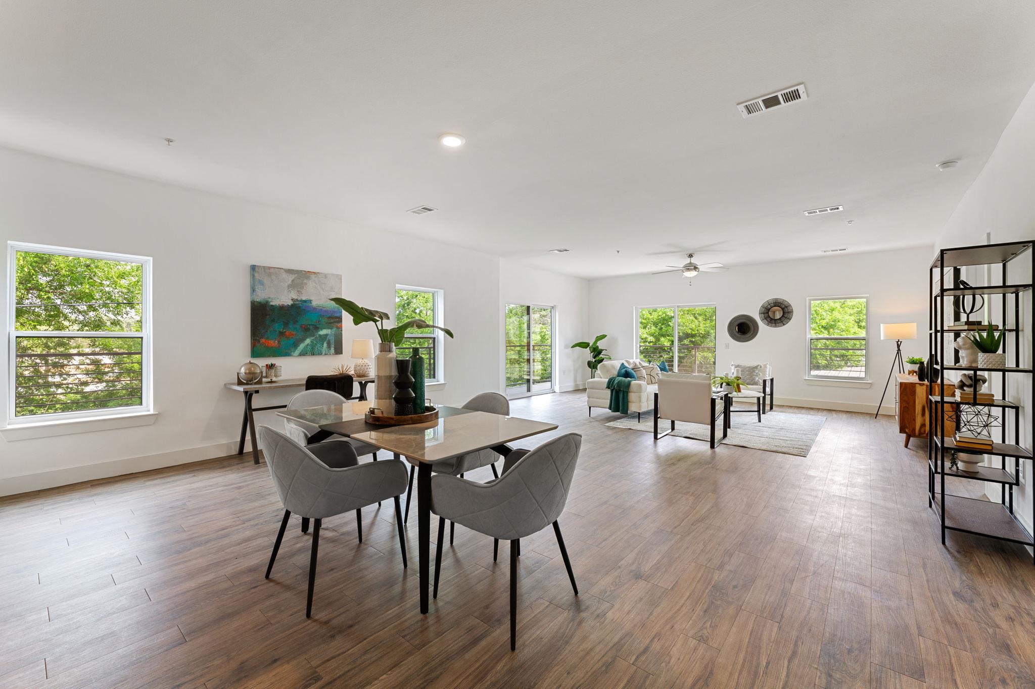 6444 Burnet RD # 204