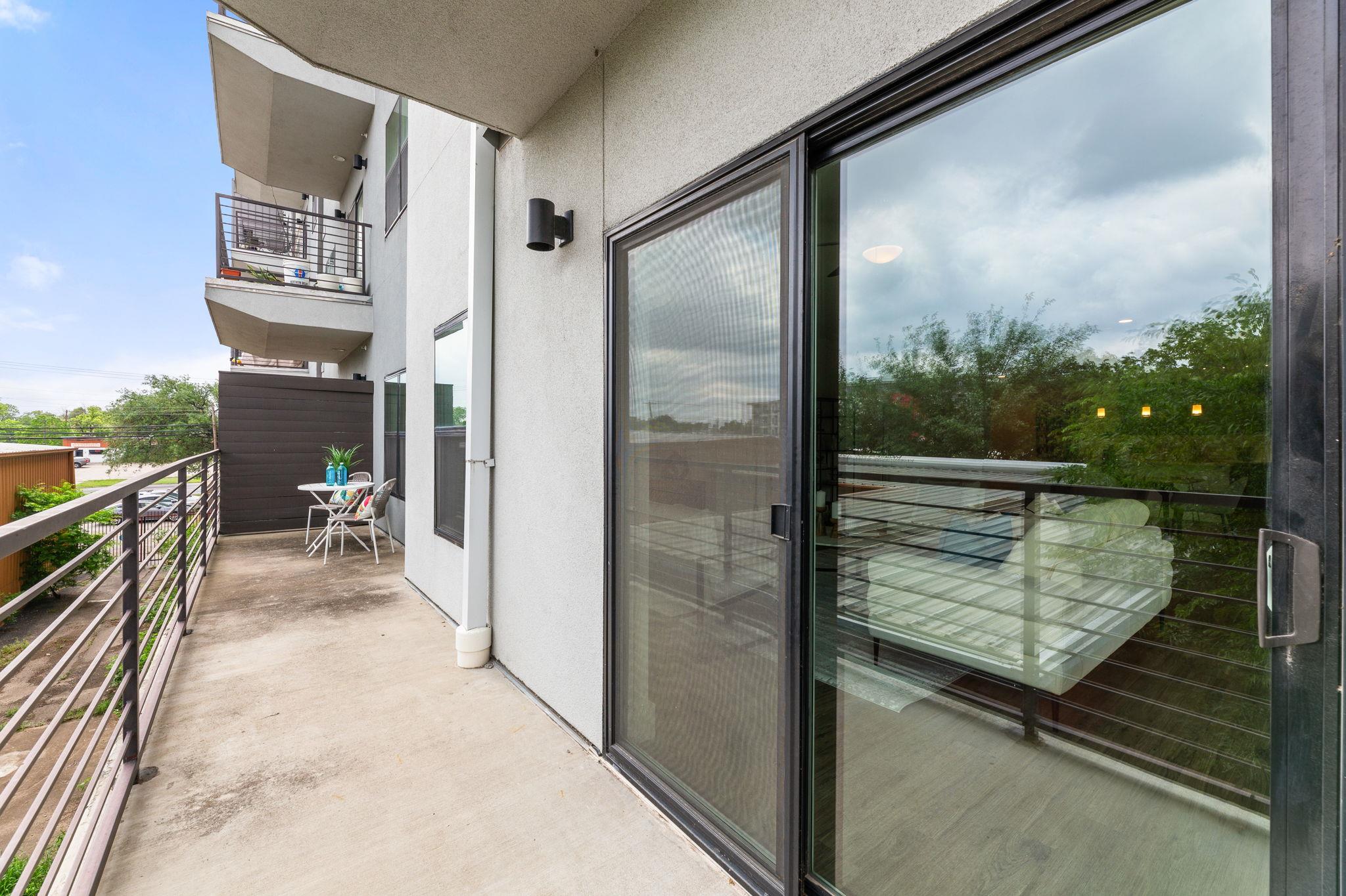 6444 Burnet RD # 204