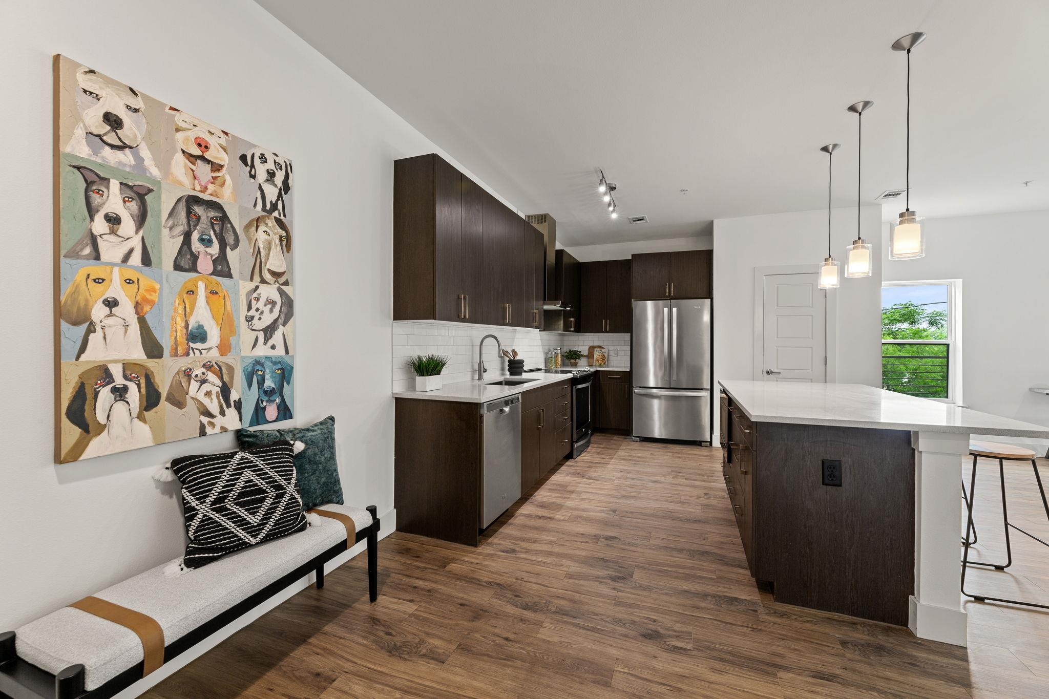 6444 Burnet RD # 204