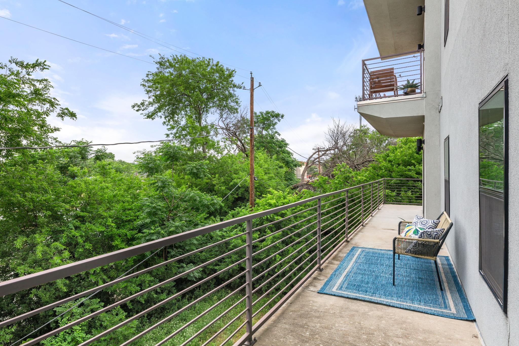 6444 Burnet RD # 204