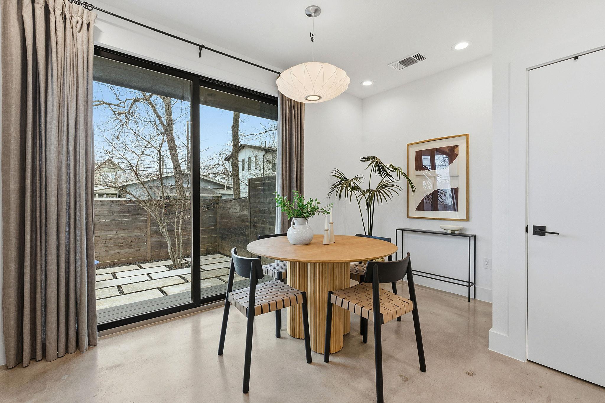 2411 Santa Rosa ST # A