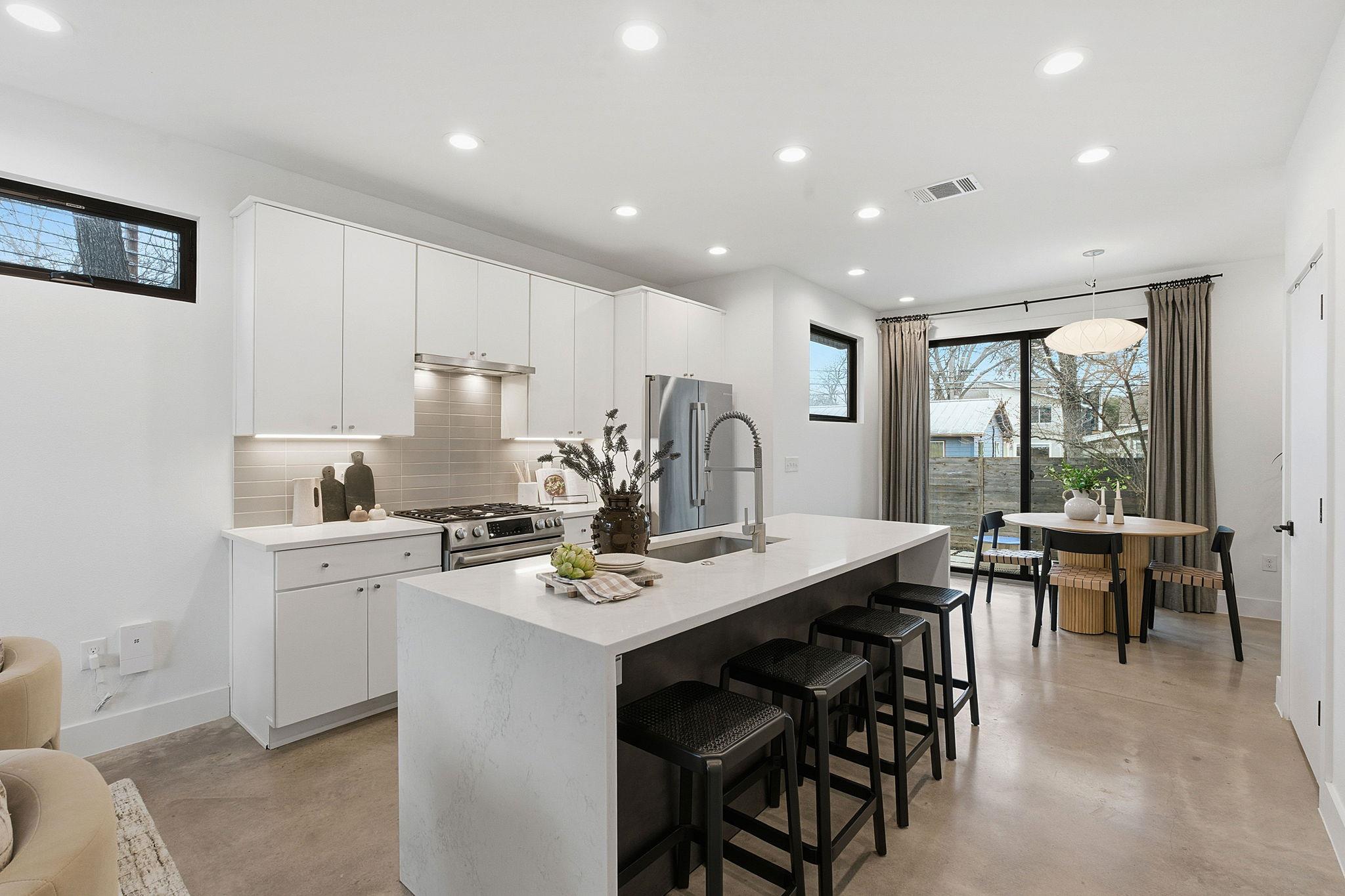 2411 Santa Rosa ST # A