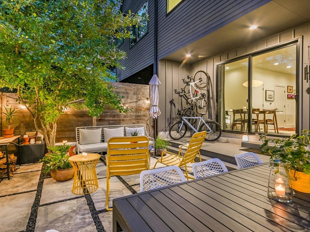 2411 Santa Rosa ST # A