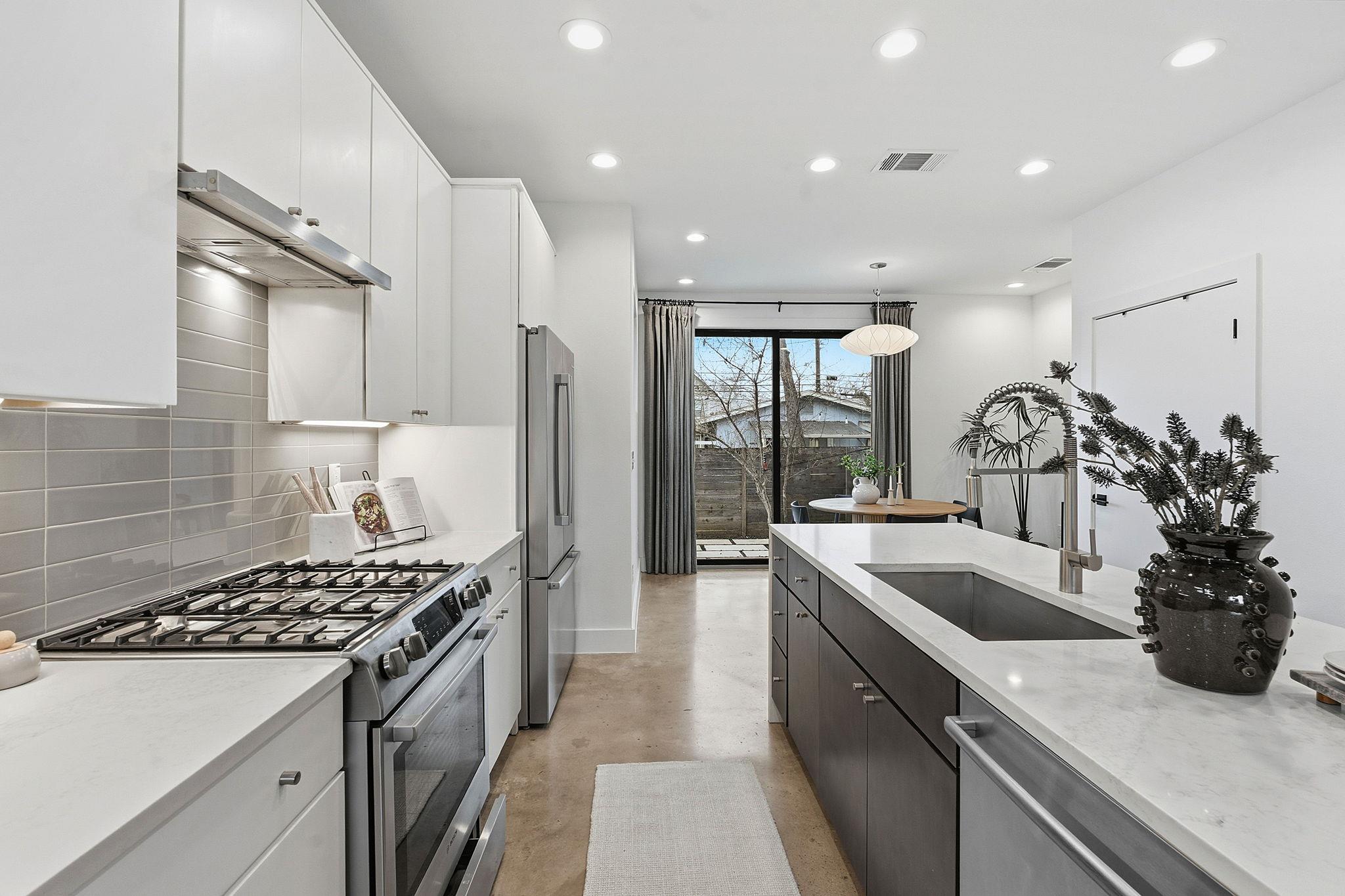 2411 Santa Rosa ST # A