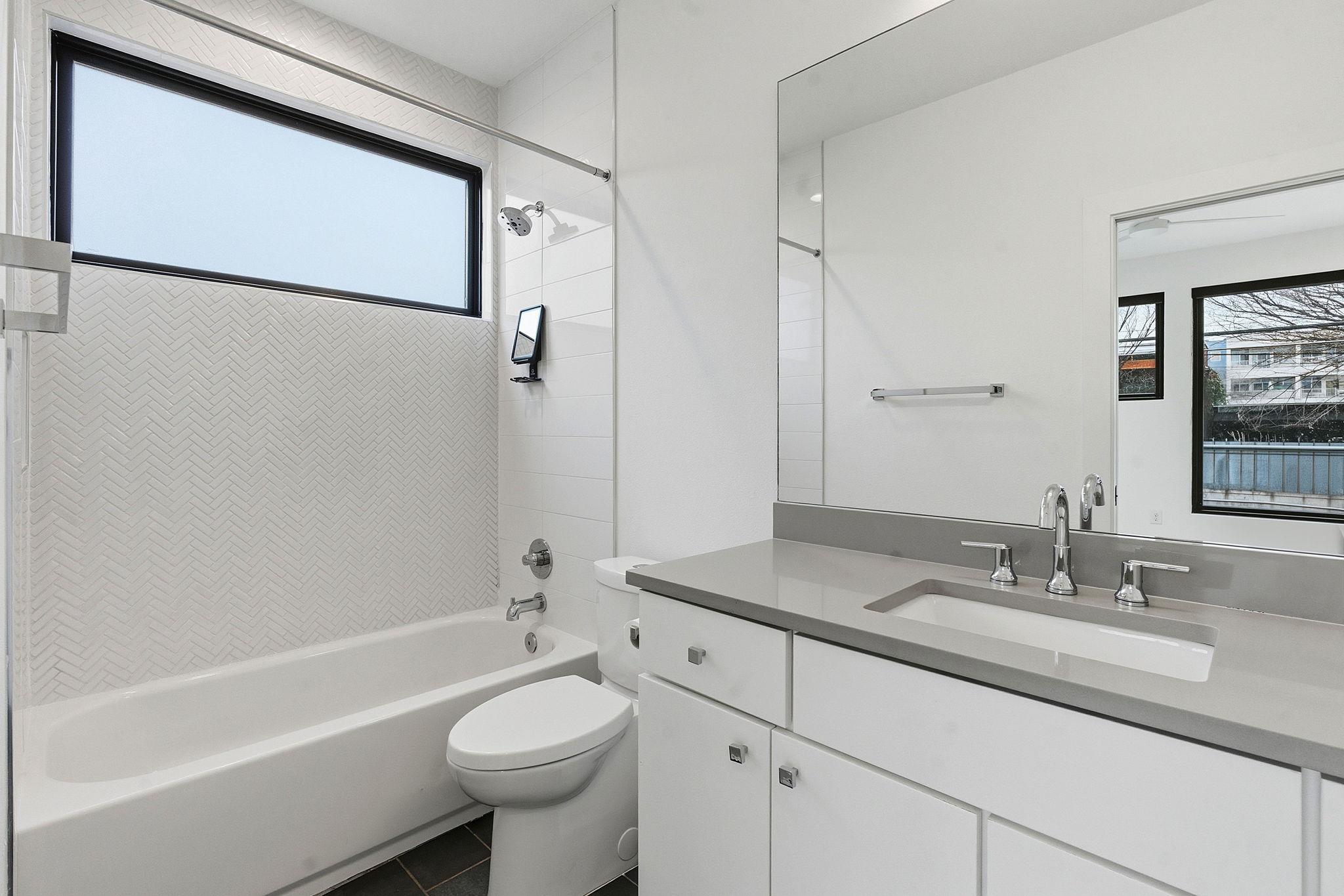 2411 Santa Rosa ST # A