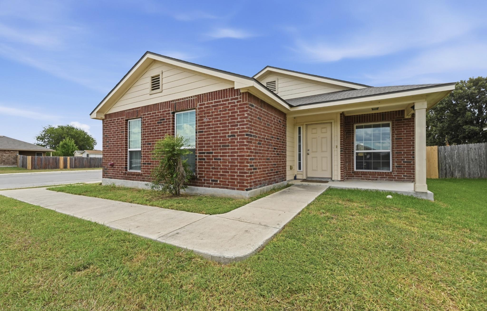 1600 Wedgewood TRL