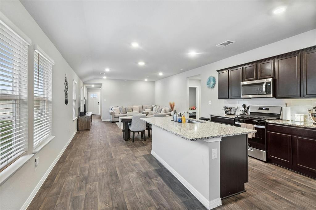 348 Globe Mallow CIR