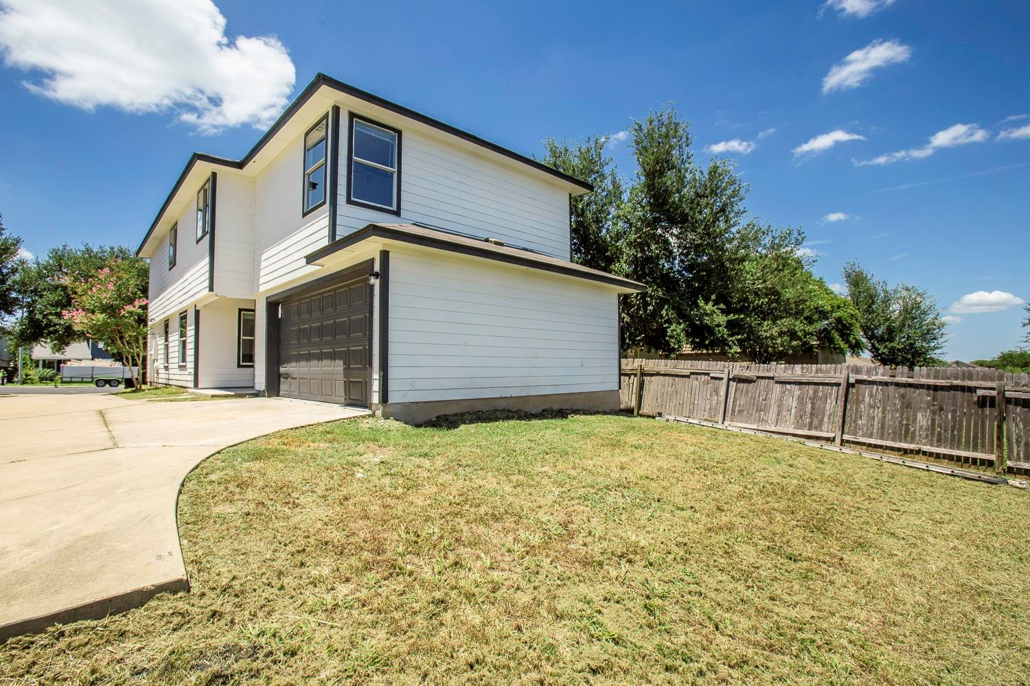 13604 Briarcreek LOOP