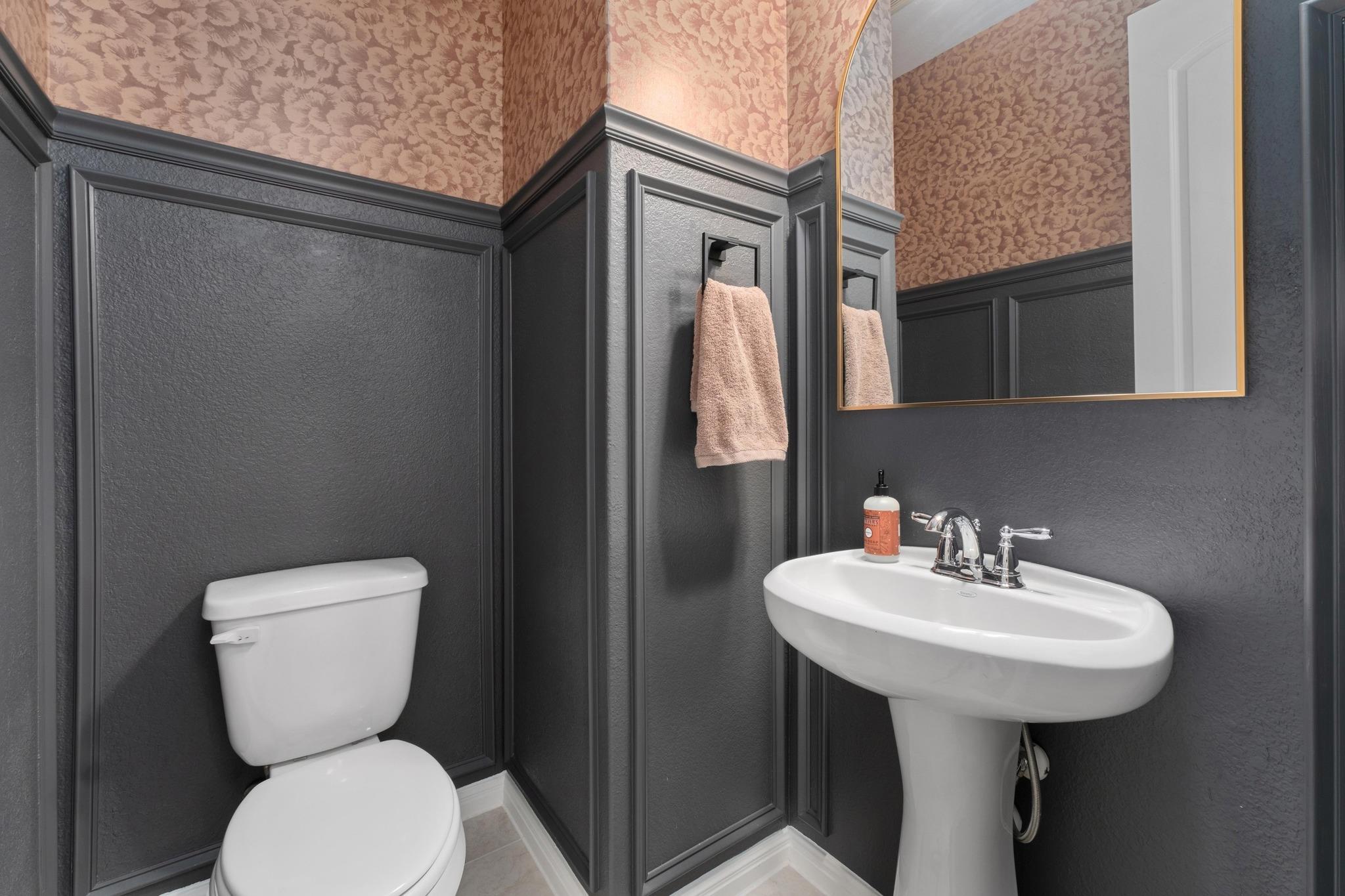 1954 Headwaters BLVD