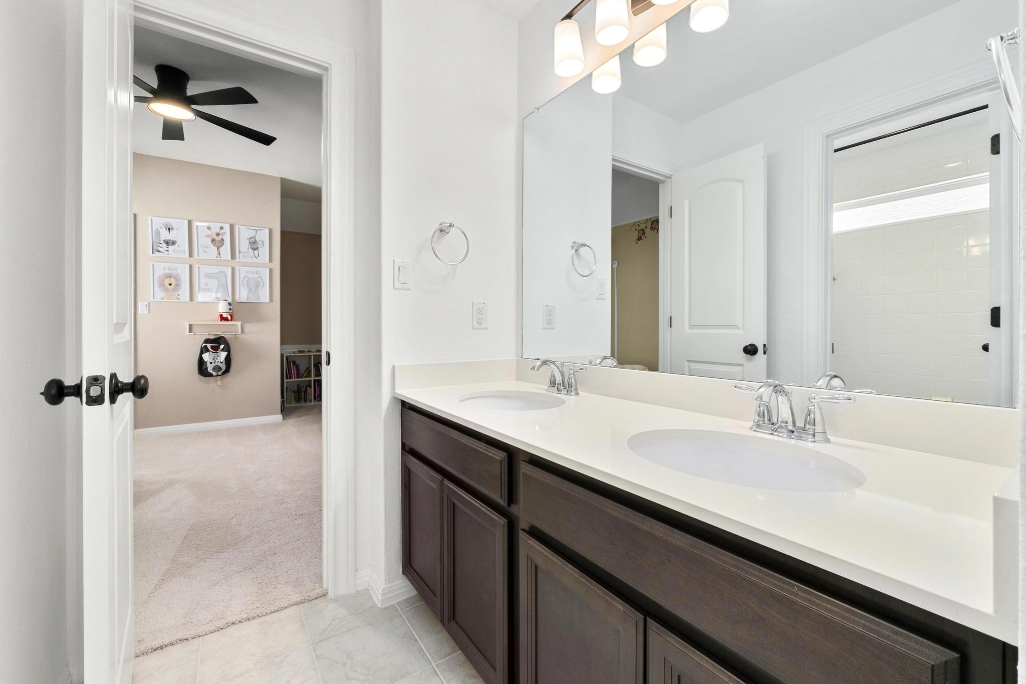 1954 Headwaters BLVD