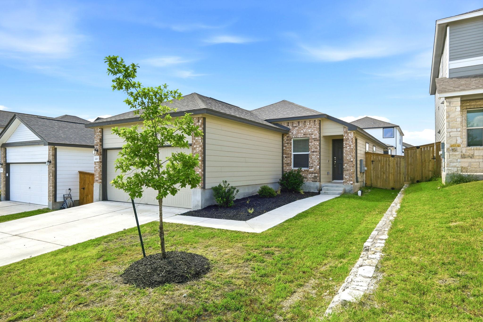 220 Lucky Texan RD