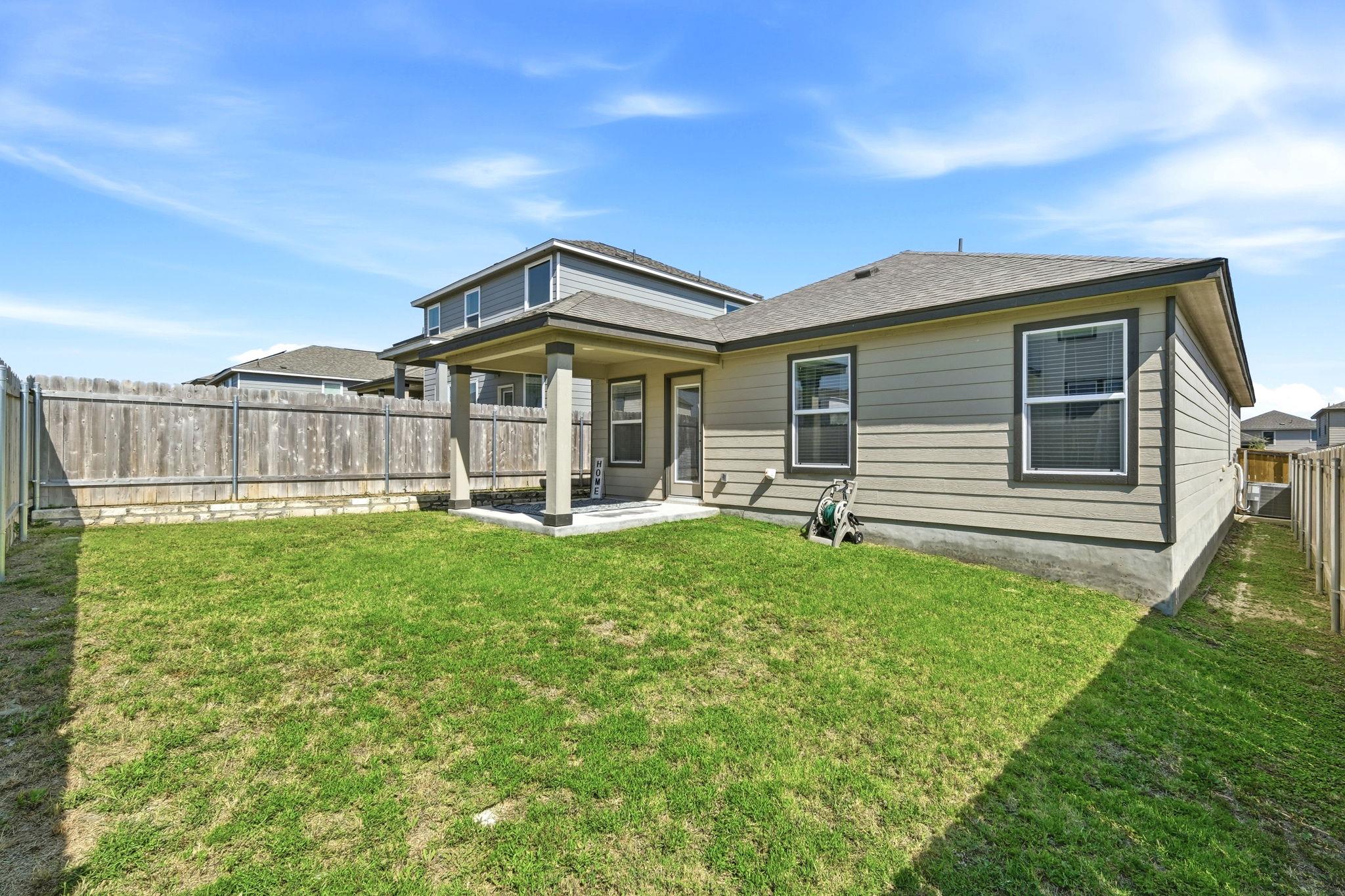 220 Lucky Texan RD
