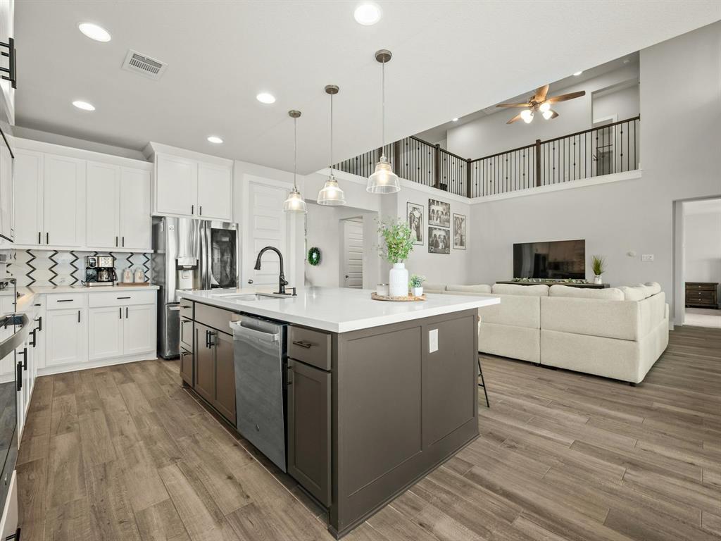 230 Majestic Sage TRL