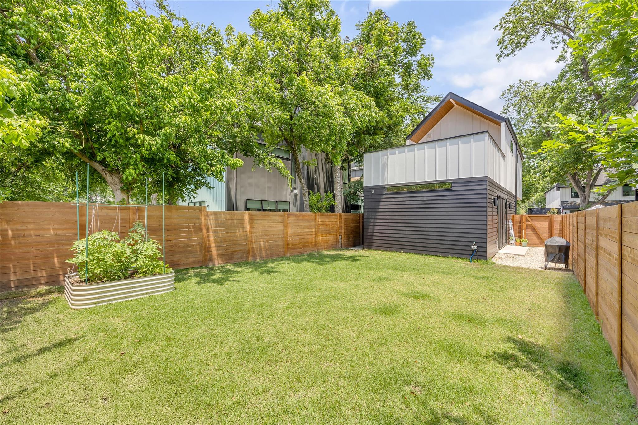 3409 Neal ST # 2