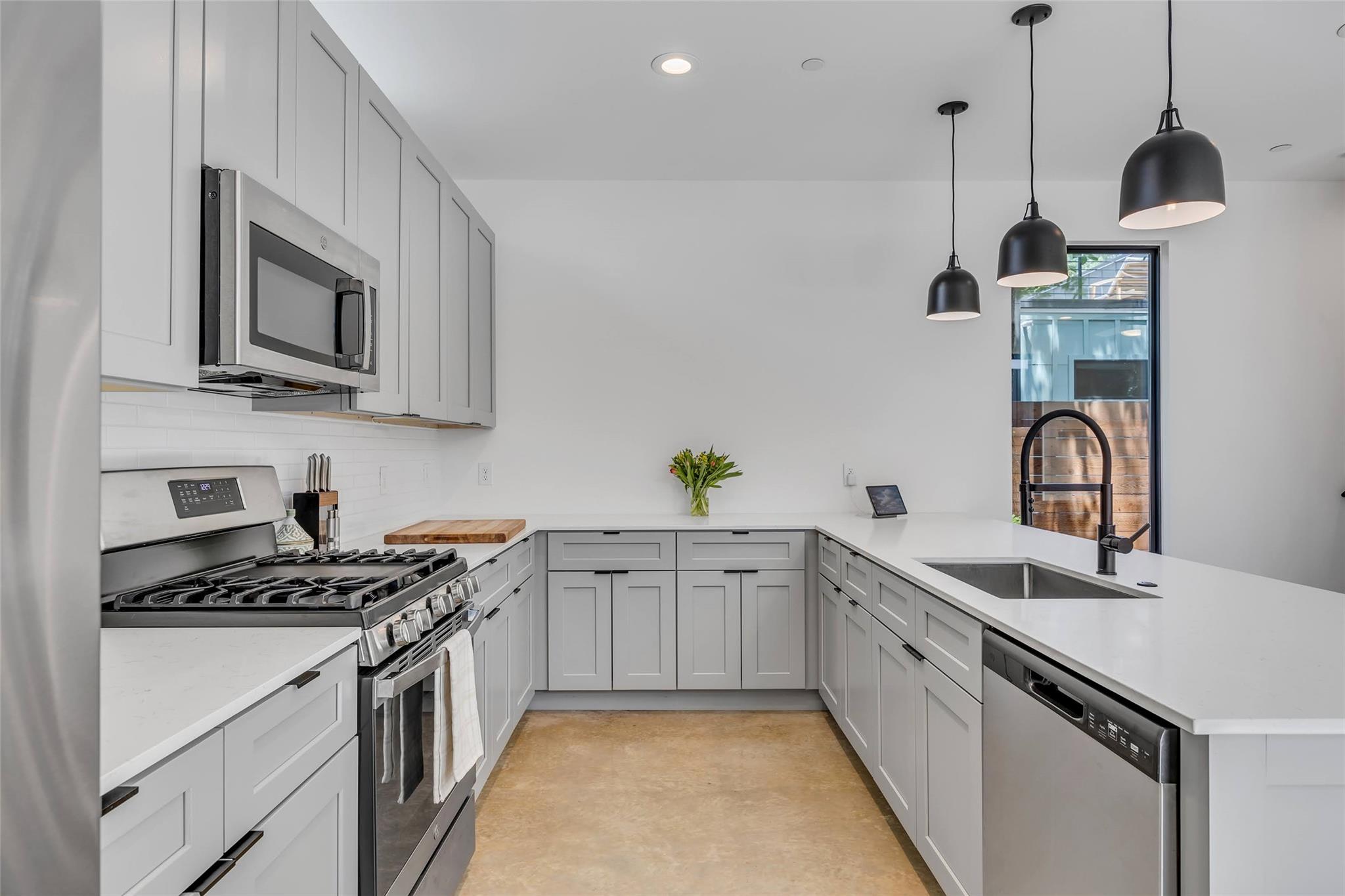 3409 Neal ST # 2