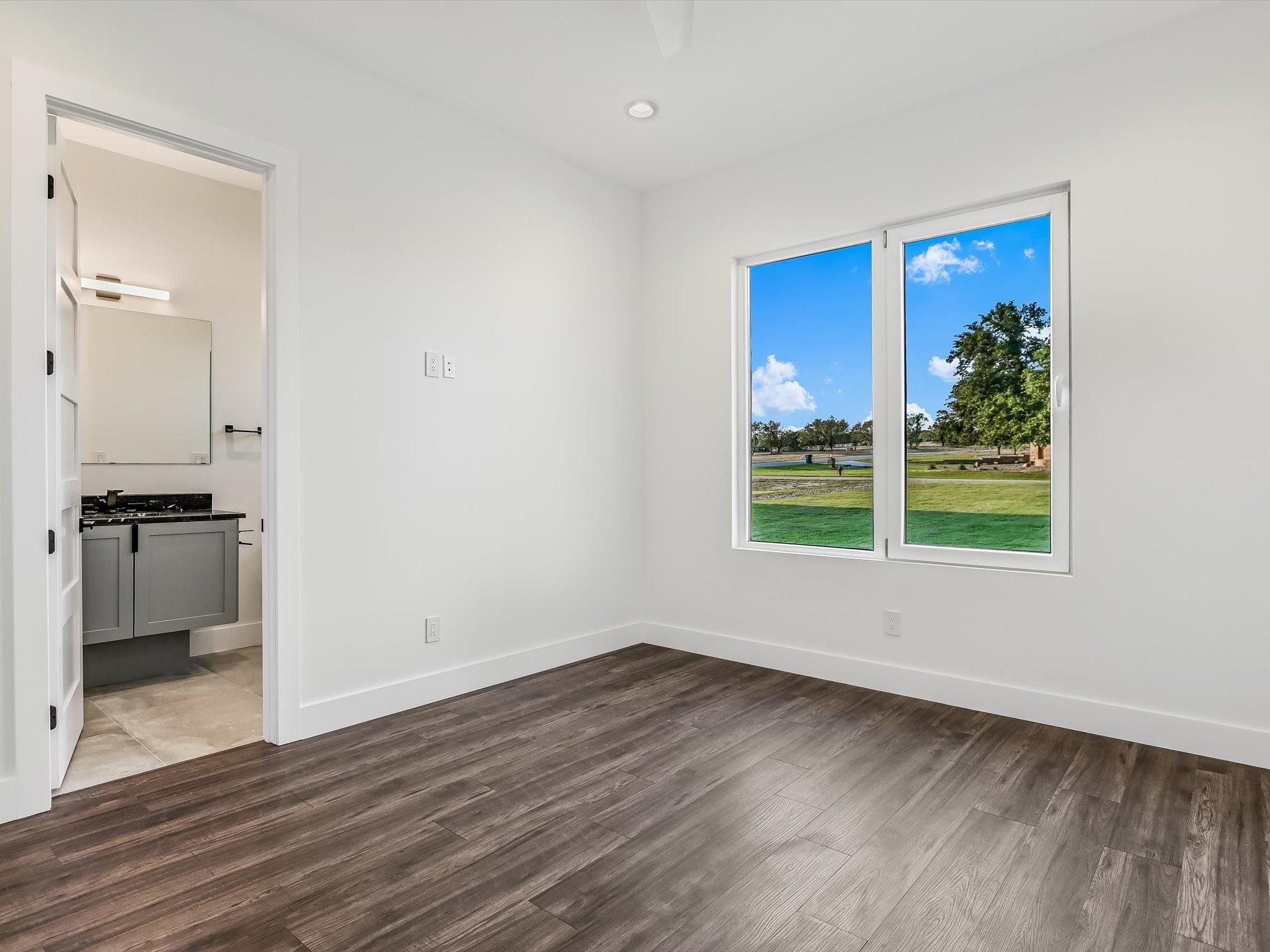 172 Westgate LOOP